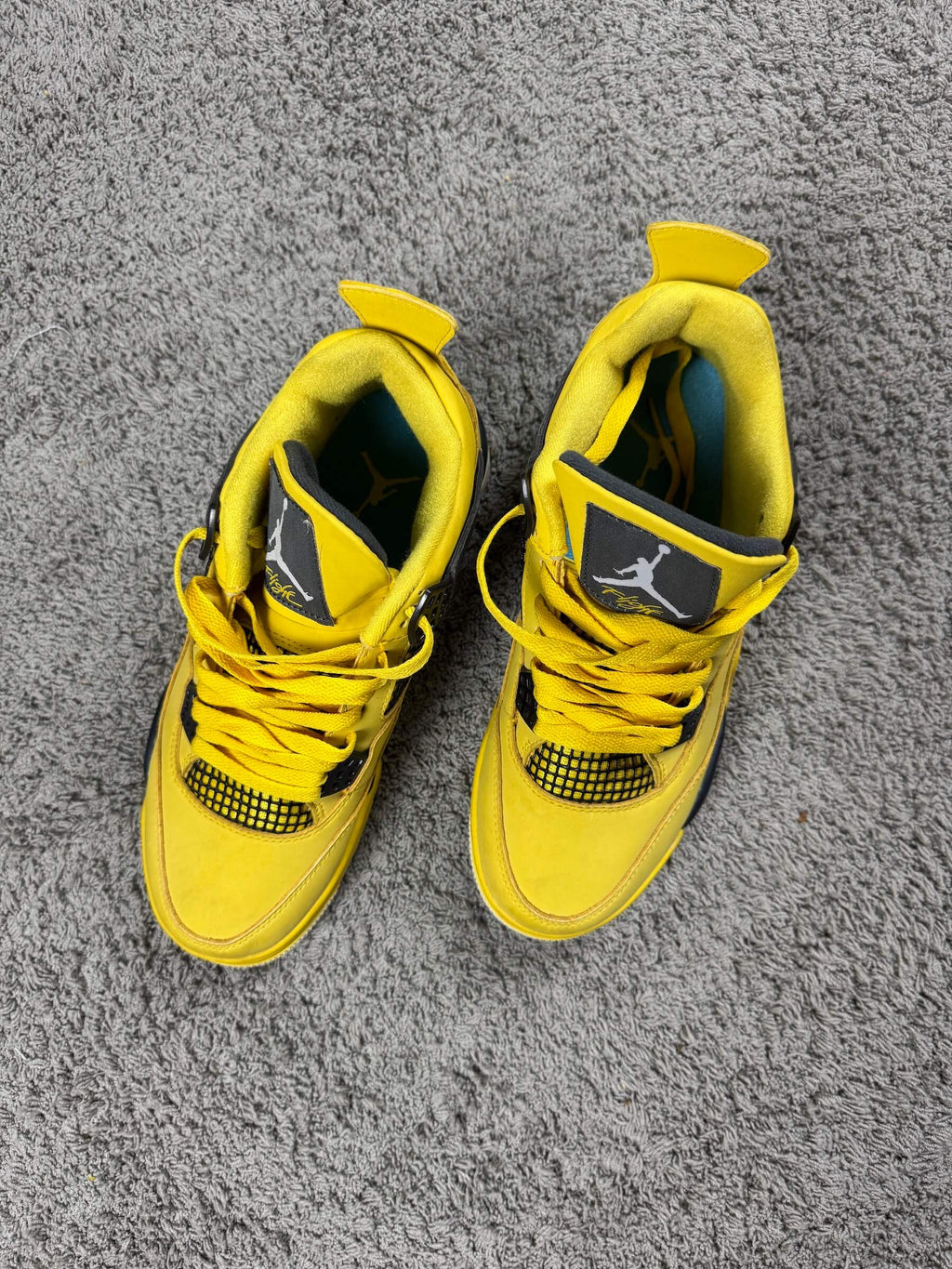 AIR JORDAN 4 RETRO LIGHTNING YELLOW (41)