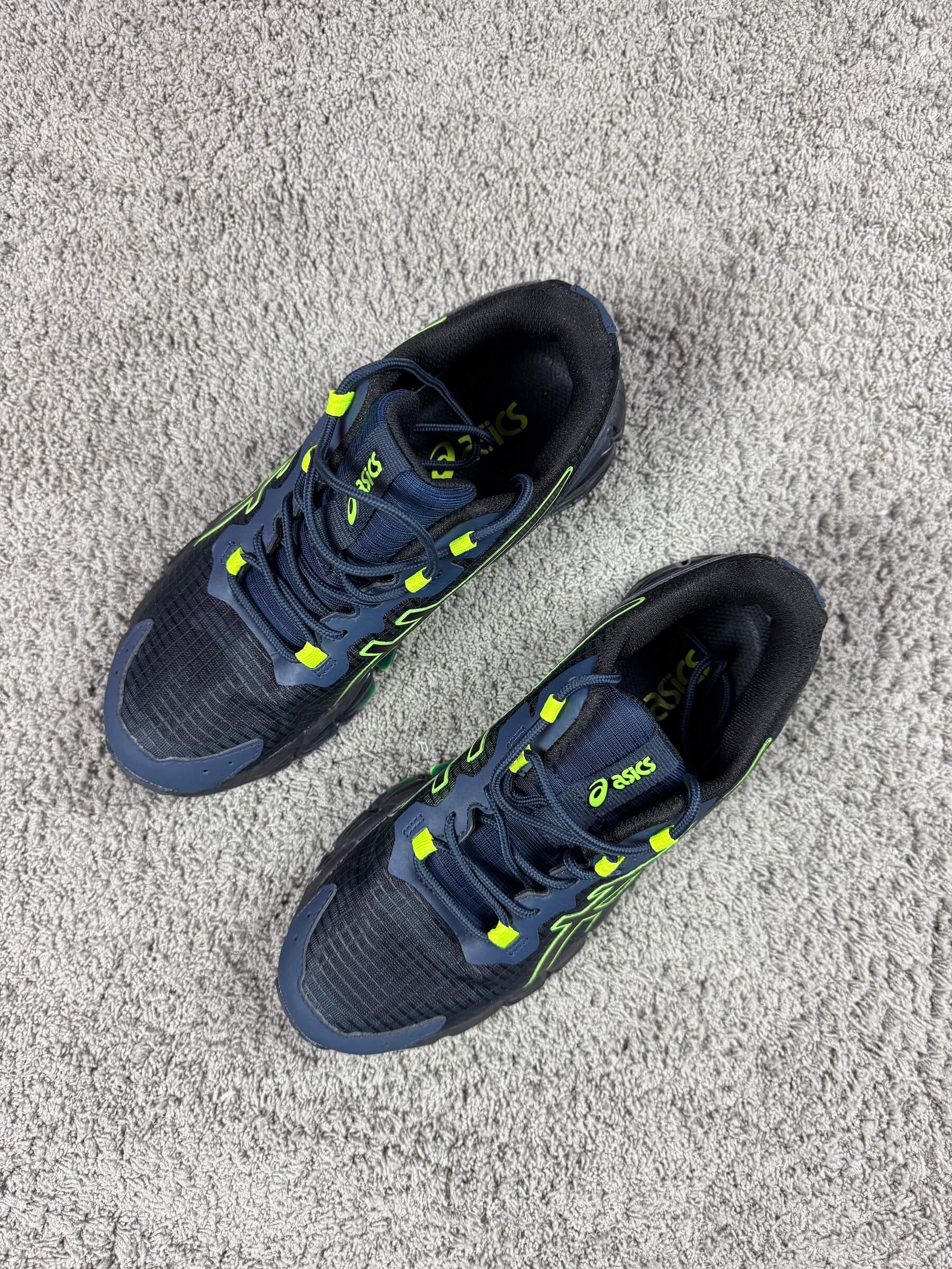 ASICS GEL-QUANTUM 360 6 (41.5)