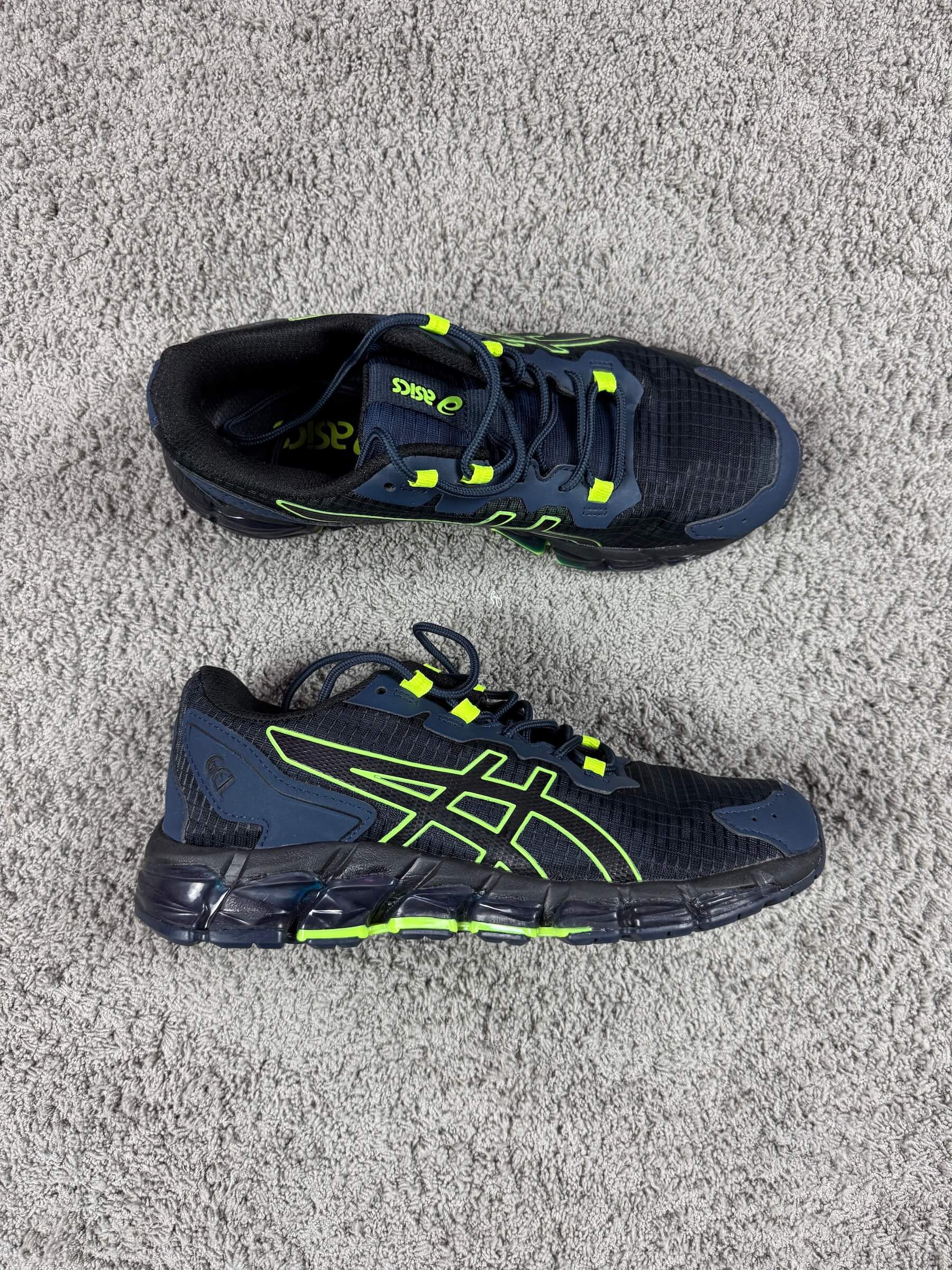 ASICS GEL-QUANTUM 360 6 (41.5)