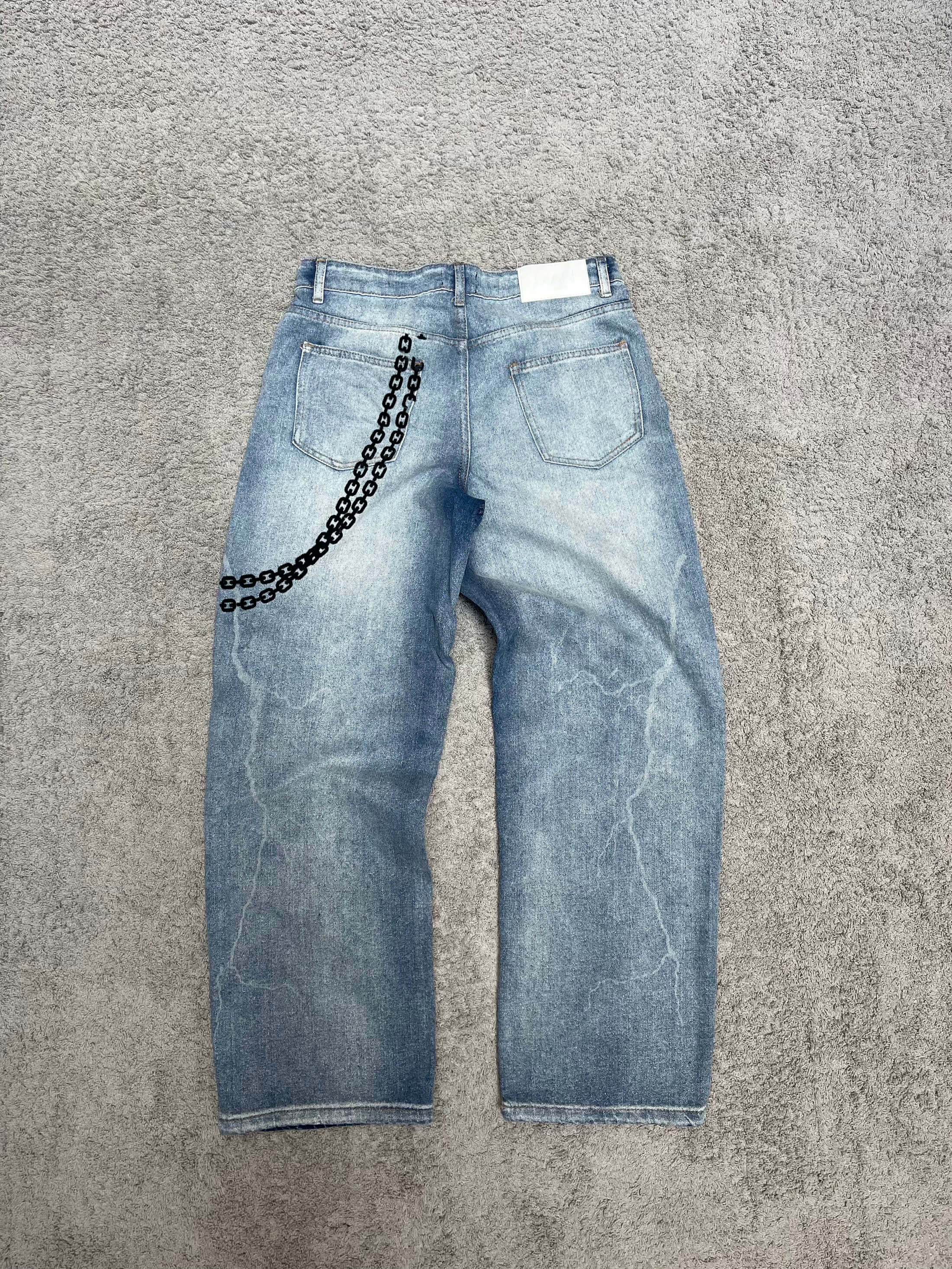 Boohoo - Chain Embroidered Jeans (32")