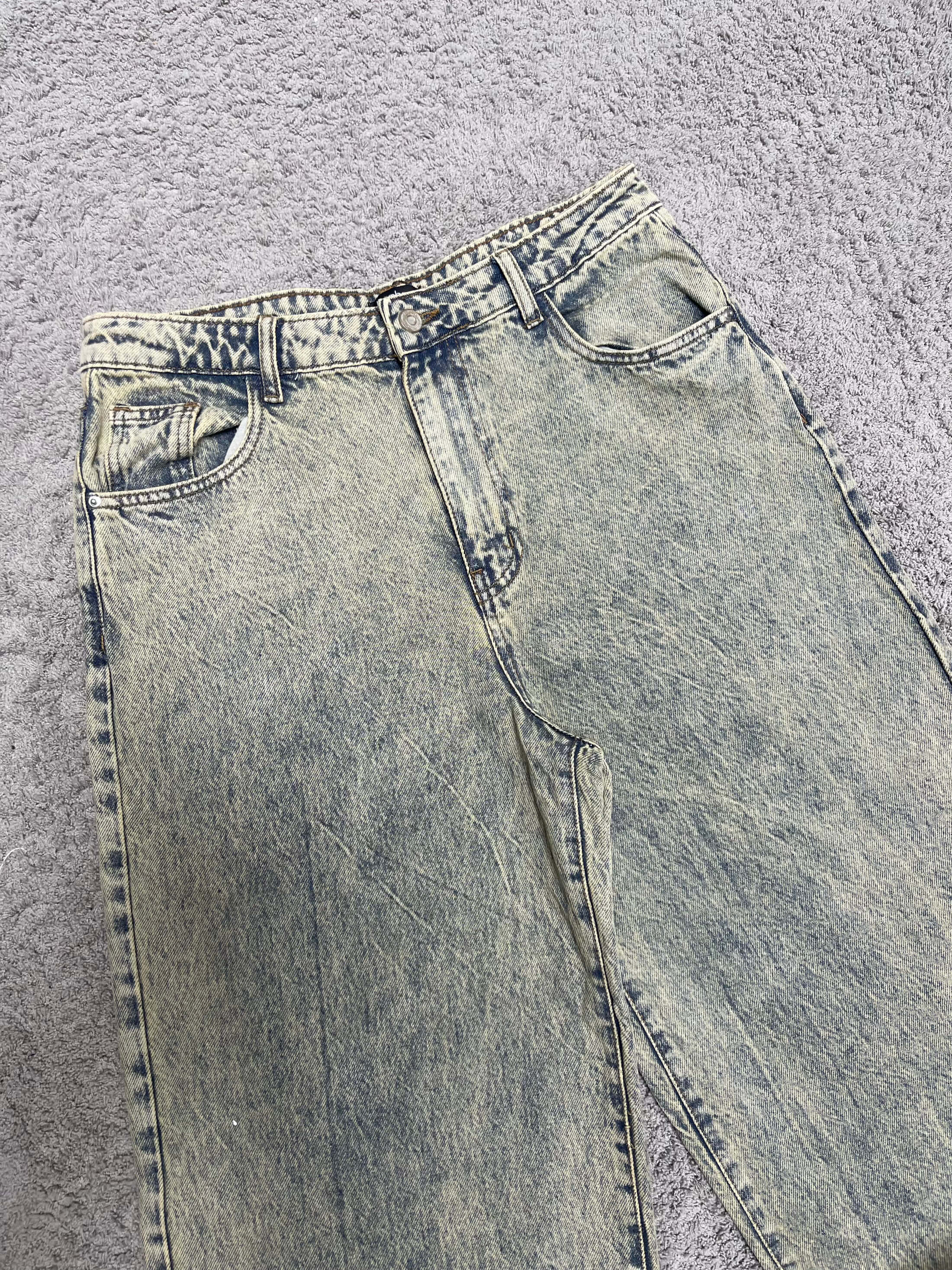 Boohoo - Faded Blue Denim (30")