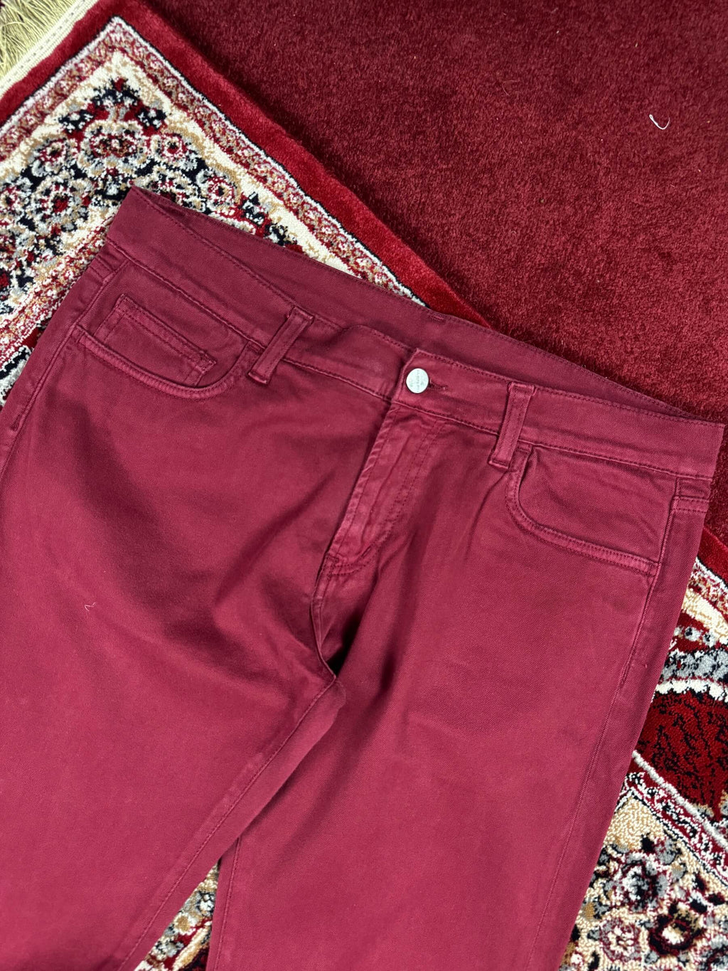 CARHARTT - BURGUNDY STRAIGHT JEANS (36”)