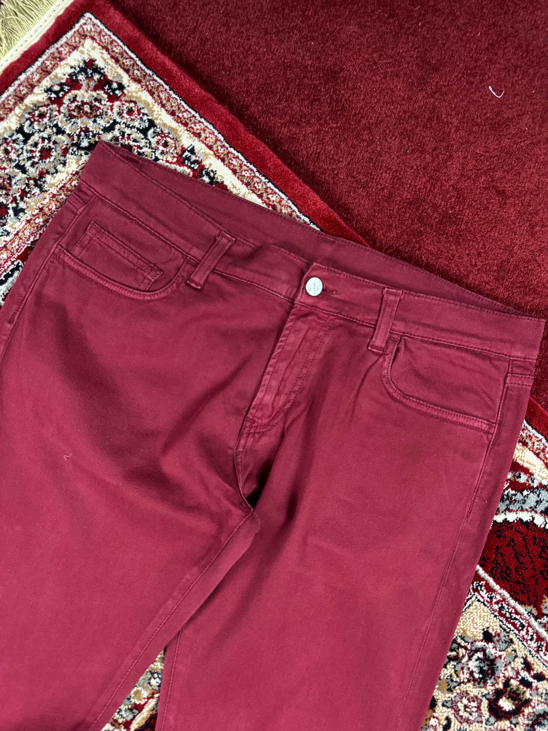 CARHARTT - BURGUNDY STRAIGHT JEANS (36”)