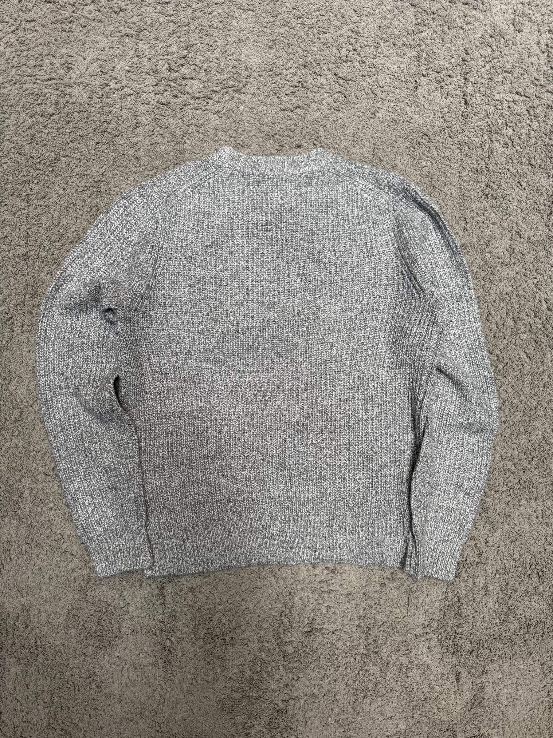 Clride. n knitted gray sweater (M/L)