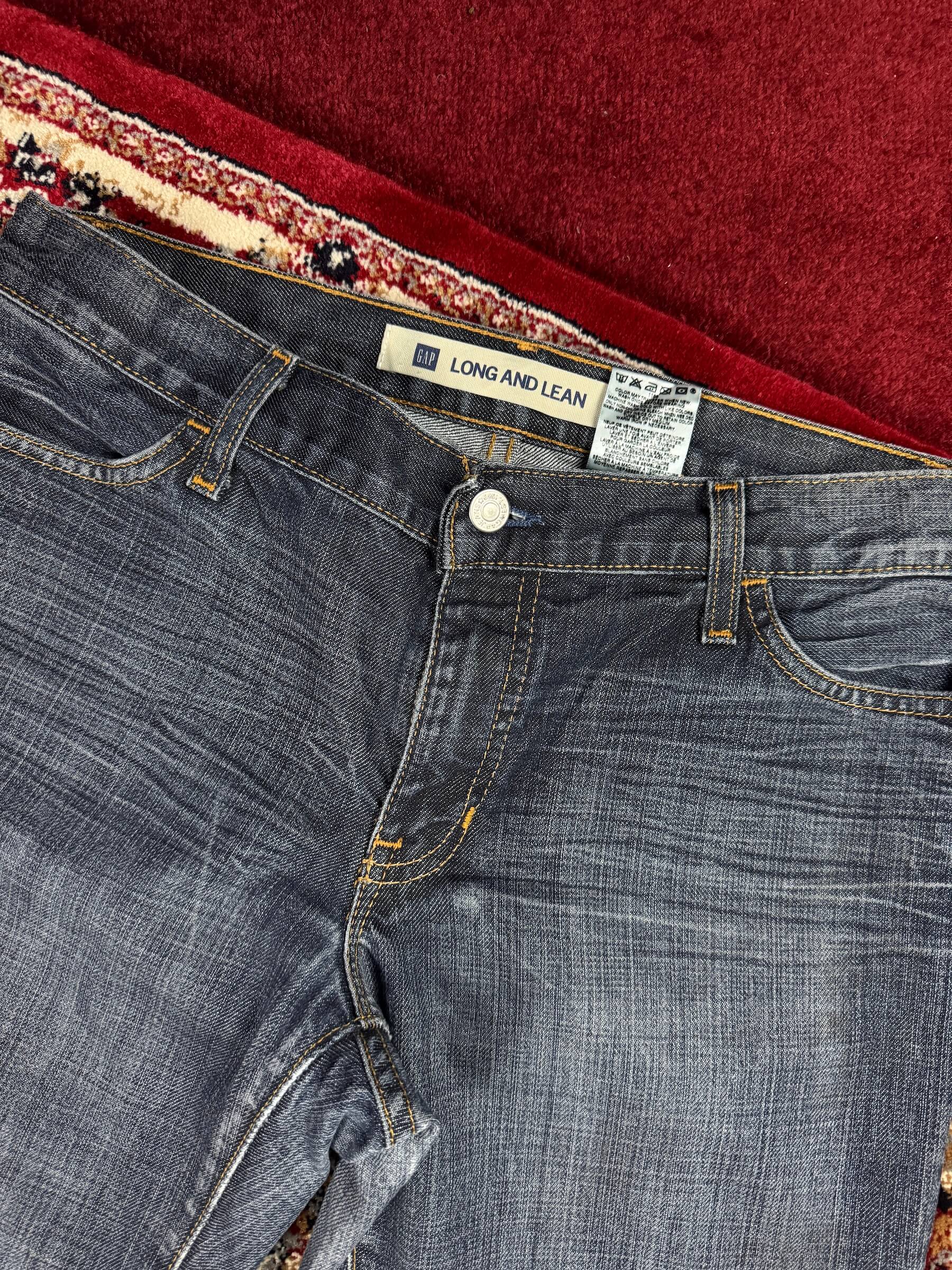 GAP - WASHED BOOTCUT JEANS FOR HER (32”)