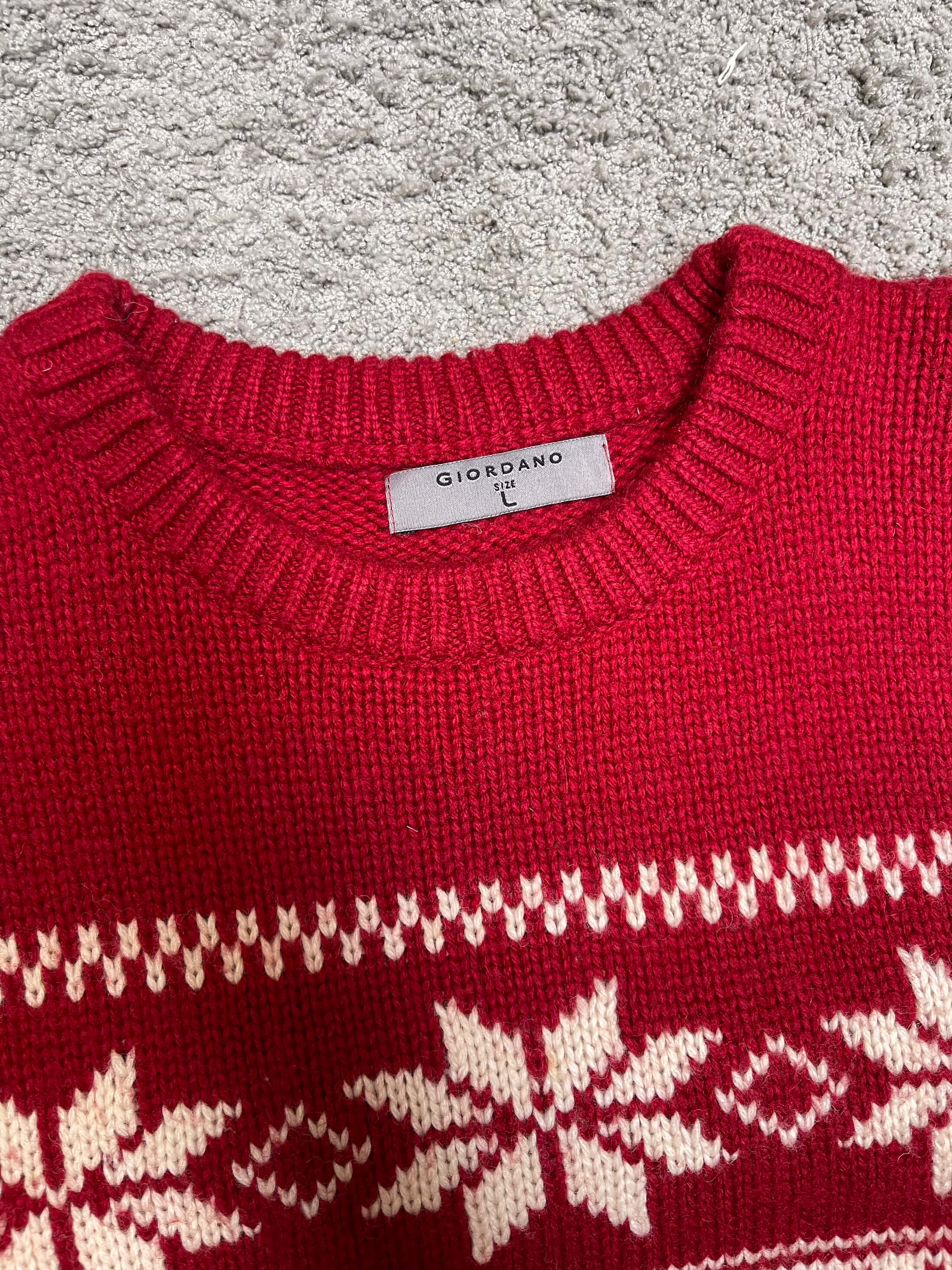 Giordano - Red Sweater (L)