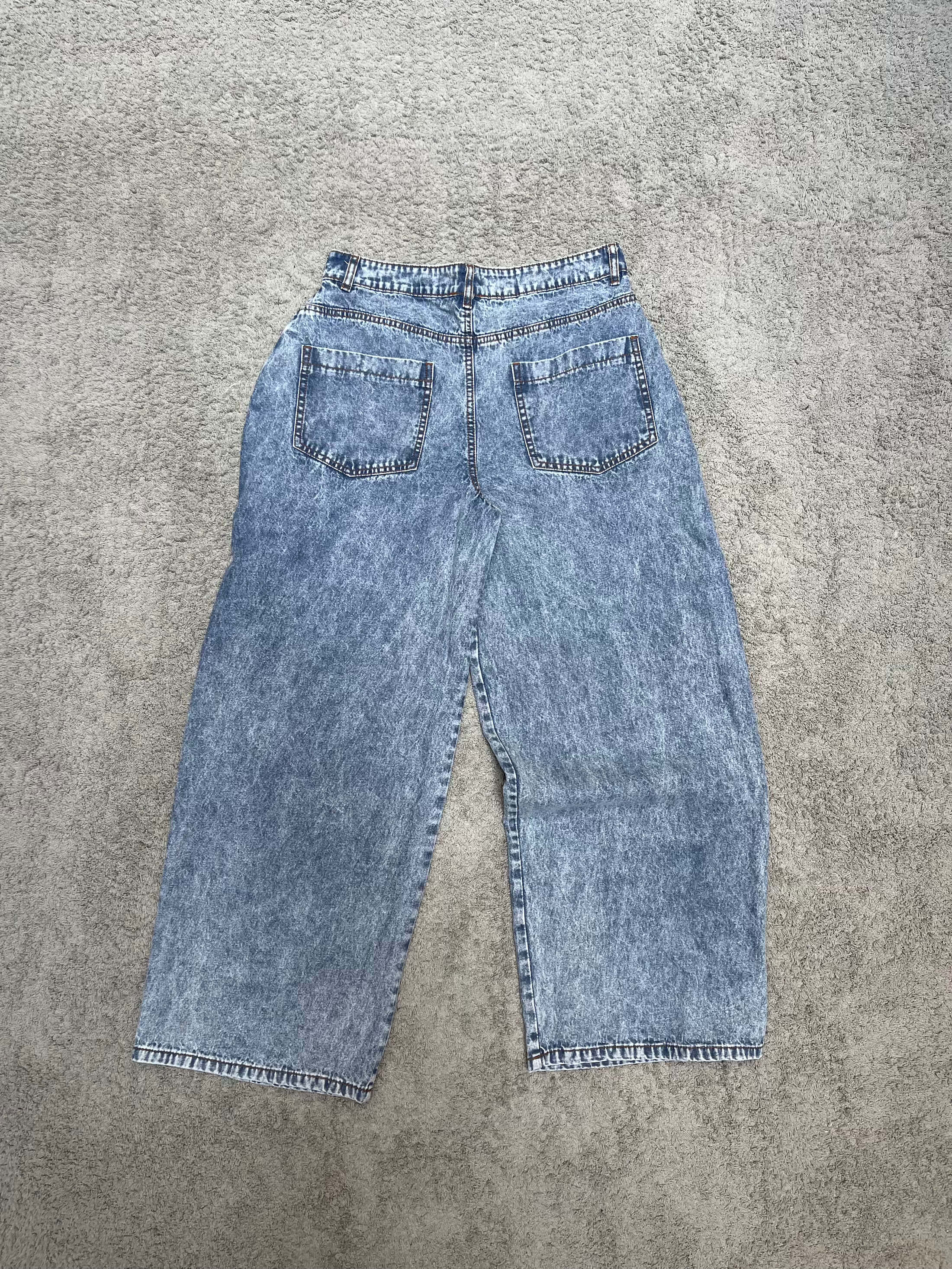 Pretty Little Thing - Washed Blue Jeans (32")