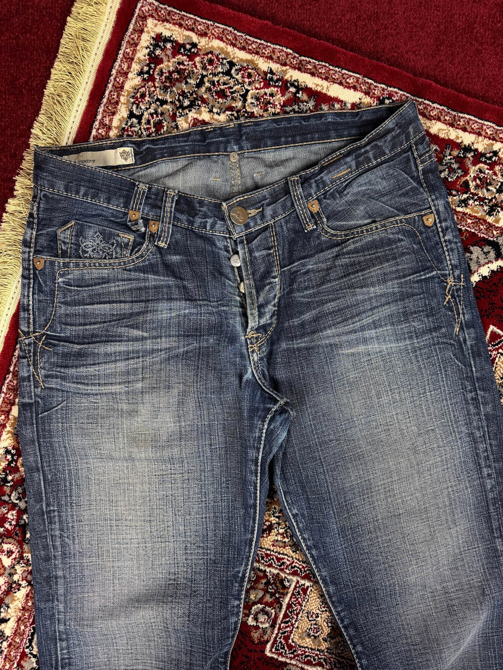 J COMPANY - STRAIGHT FIT JEANS (34”)