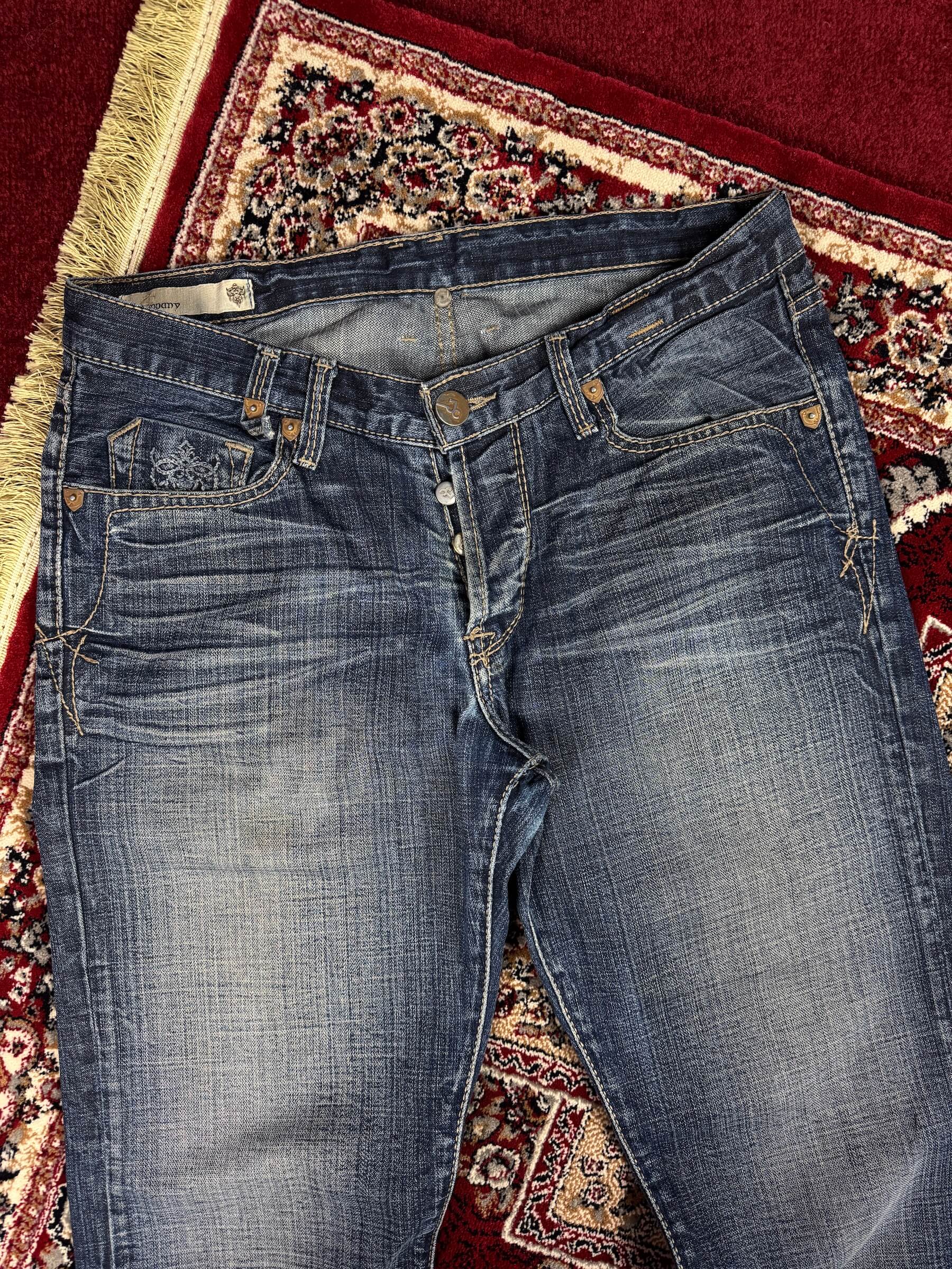 J COMPANY - STRAIGHT FIT JEANS (34”)