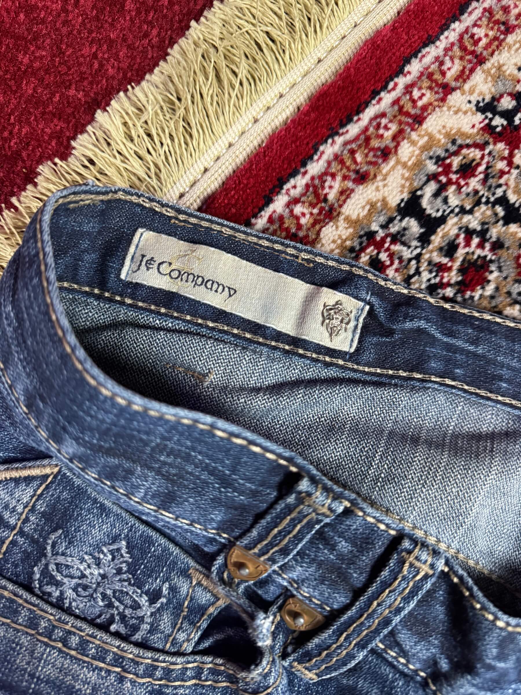 J COMPANY - STRAIGHT FIT JEANS (34”)