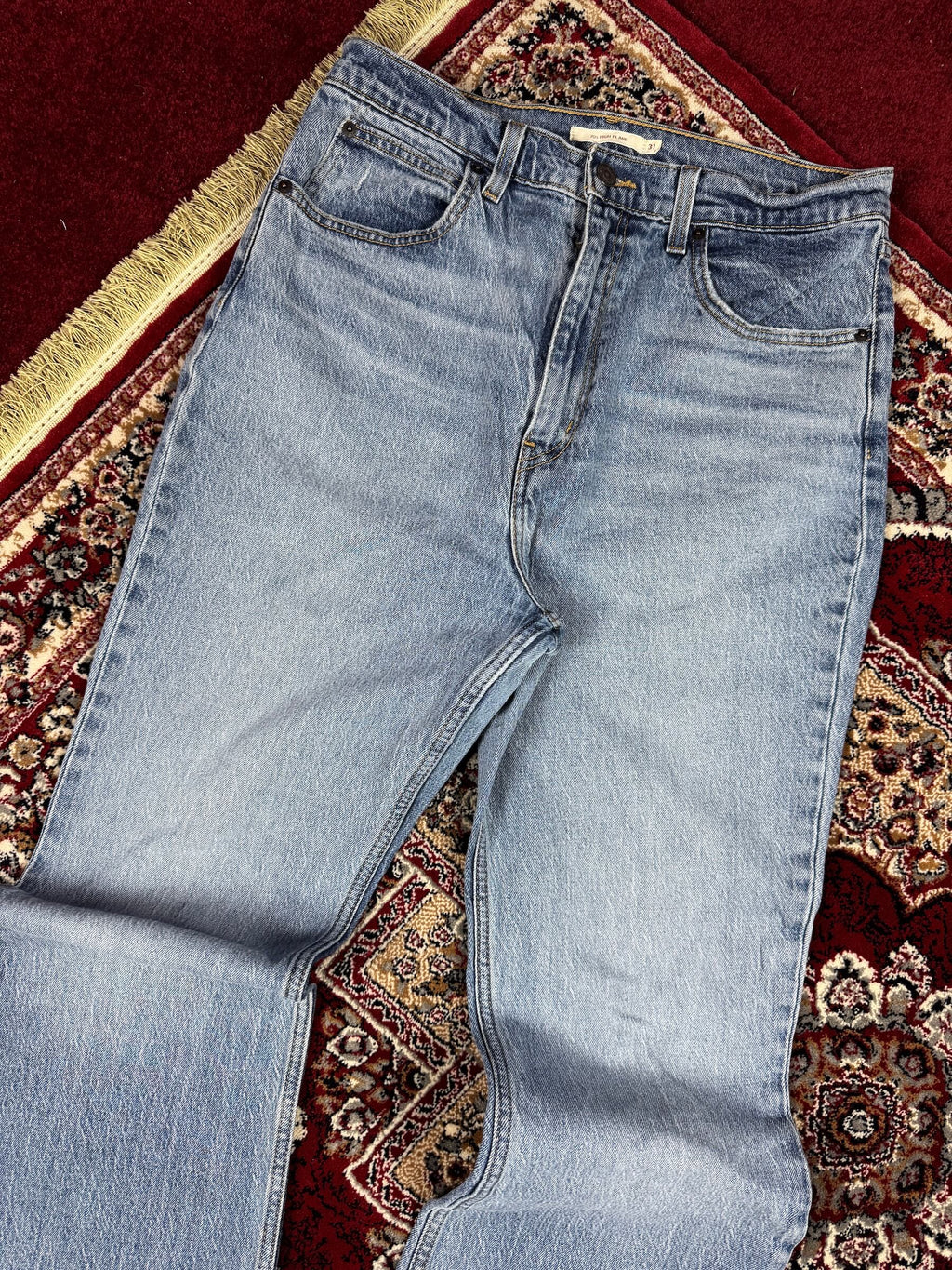 LEVIS - FLARED JEANS FOR HIM (32”)