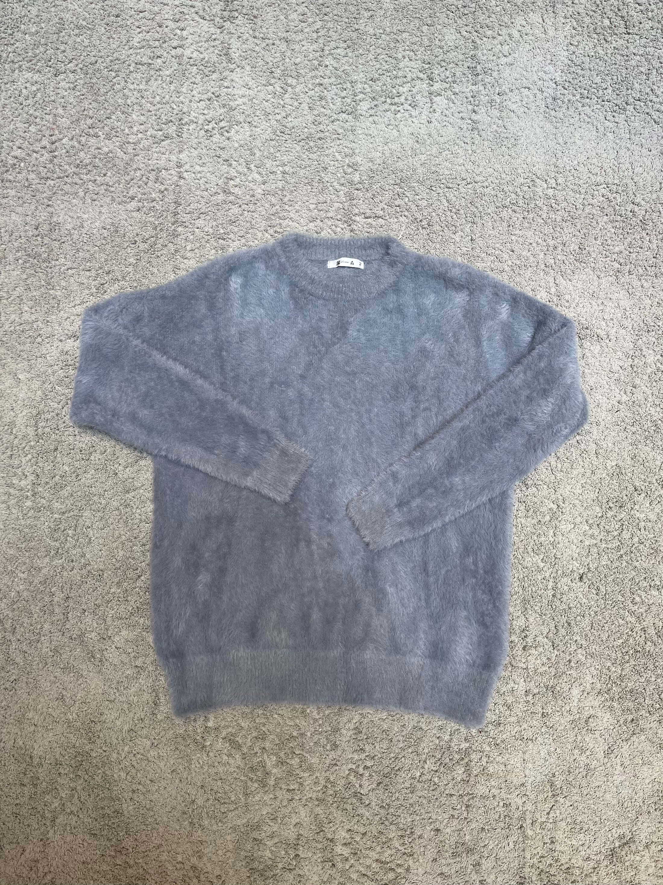 Lusen - Gray Fur Sweater (M/L)
