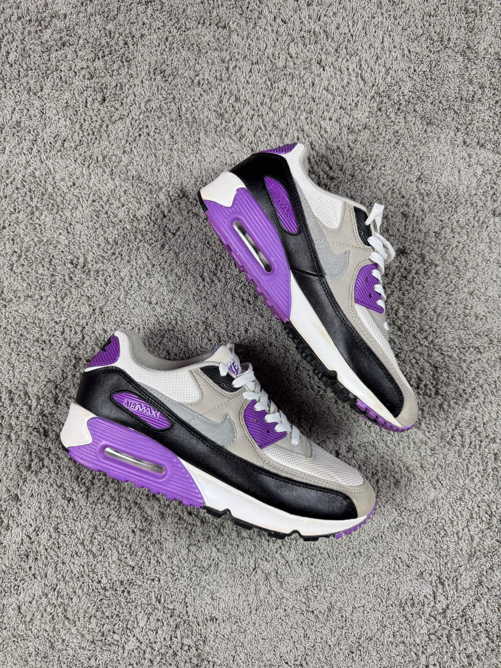 NIKE AIR MAX 90 “HYPER GRAPE” (43)