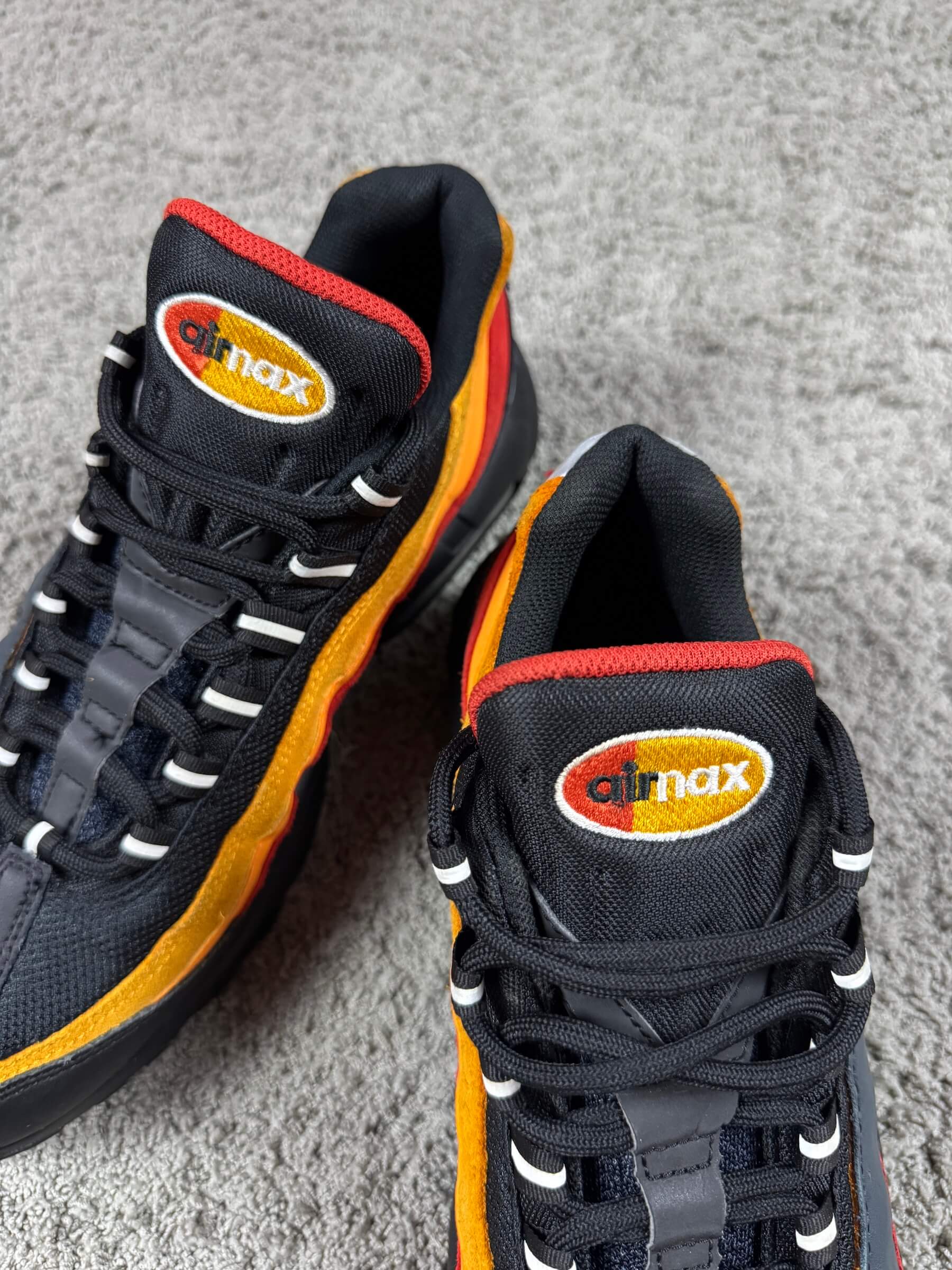 NIKE AIR MAX 95 RAYGUN (44/45)