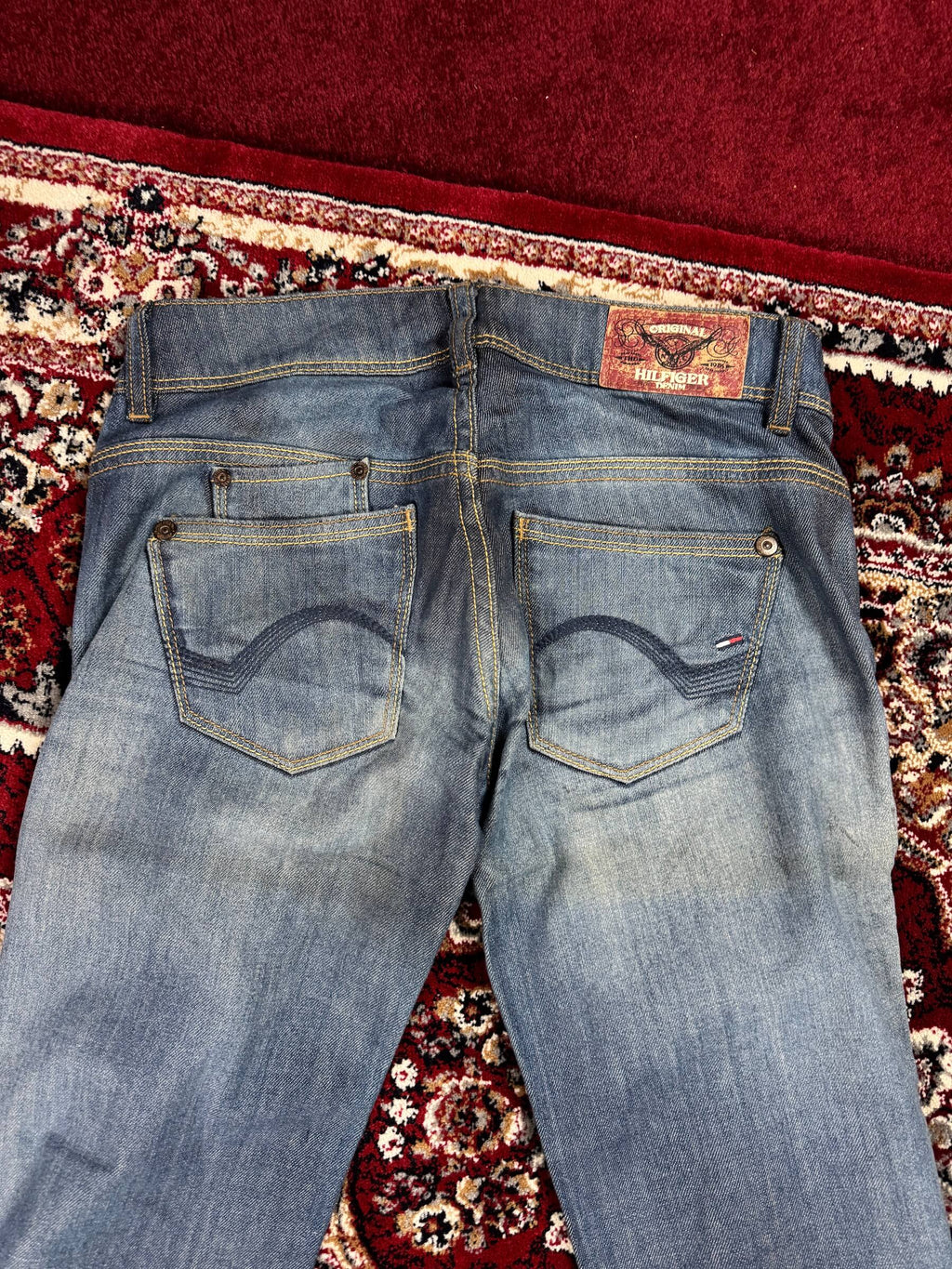 TOMMY HILFIGER - VINATAGE RELAXED JEANS (30”)