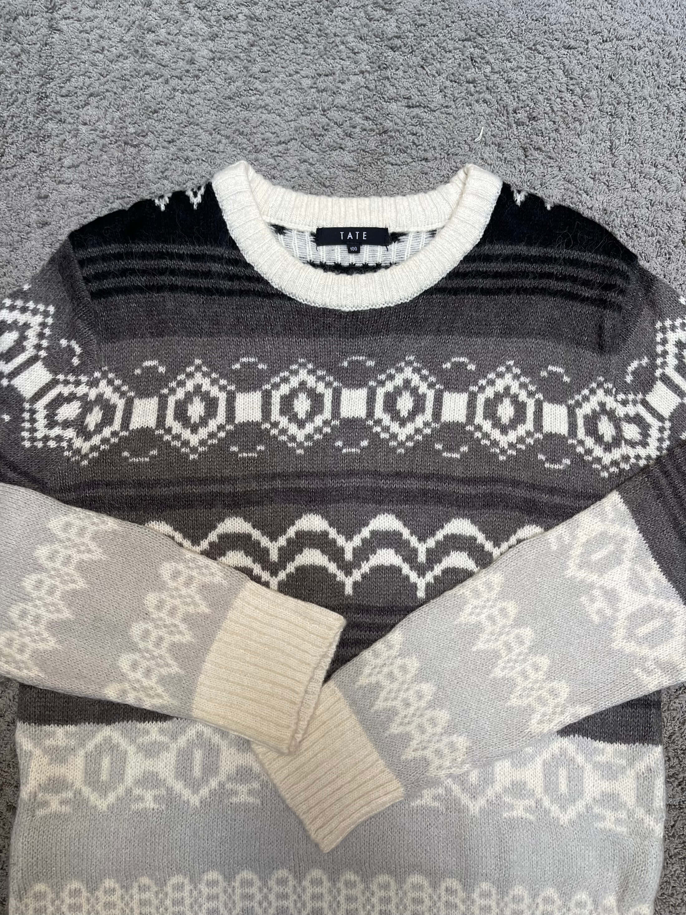 Tate - White Gray Textured Sweater (M/L)