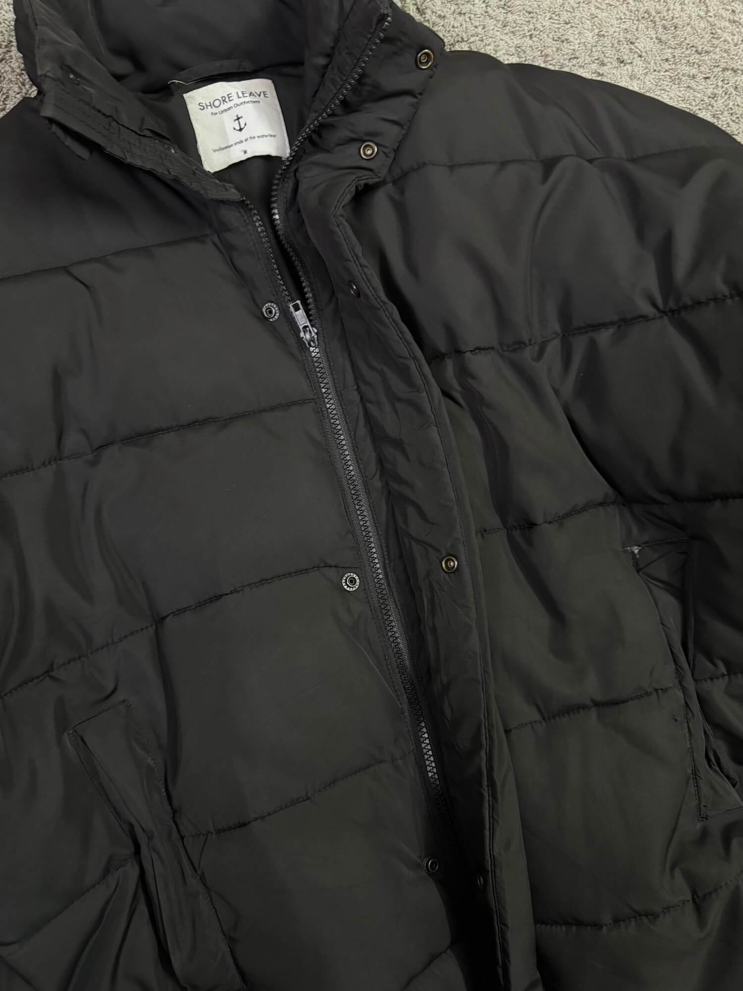 Urban Outfitters - Puffer Jacket (L/XL)