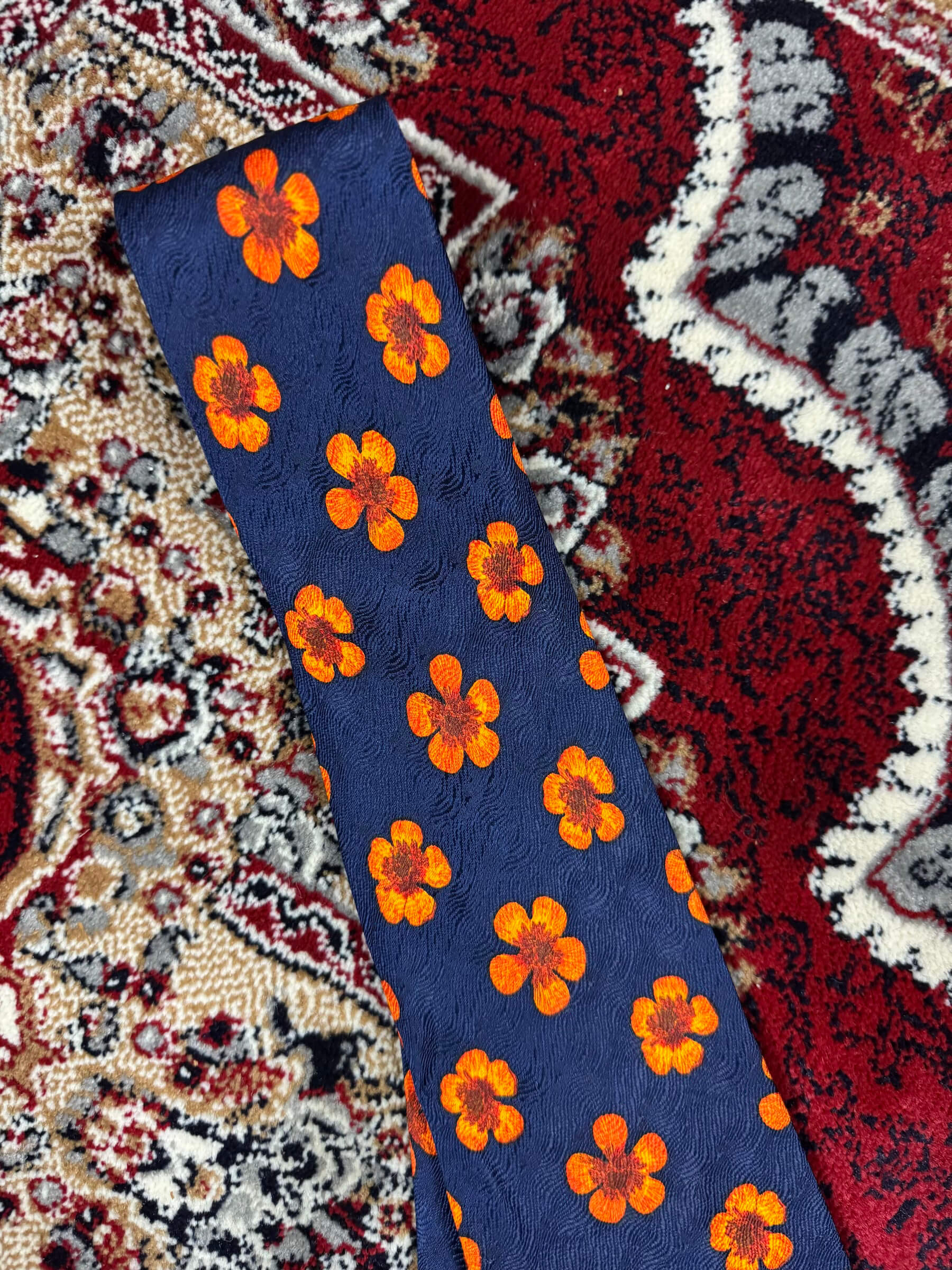 VINTAGE NAVY AND ORANGE FLORAL PRINT TIE