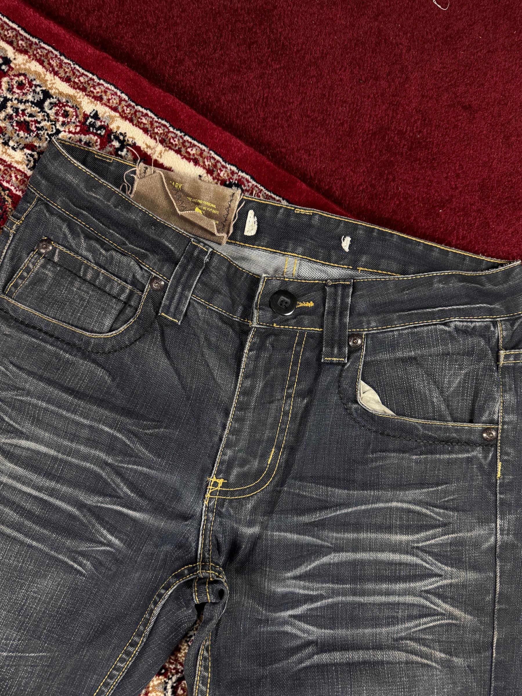 WOLF MARK 90S VINATAGE RELAXED FIT JEANS (32”)