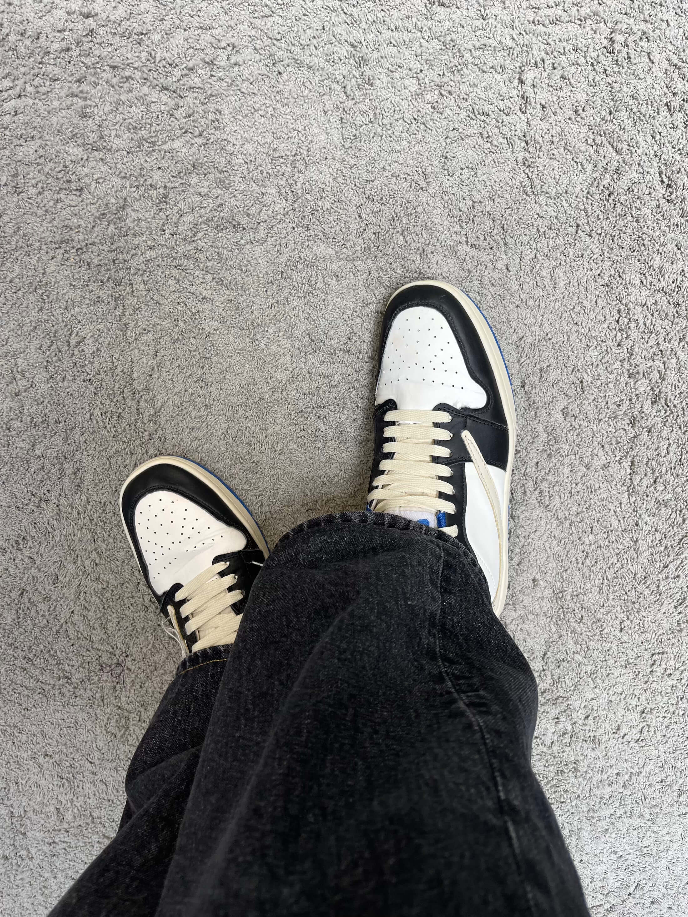 Air Jordan 1 Low Travis x Fragment (43)