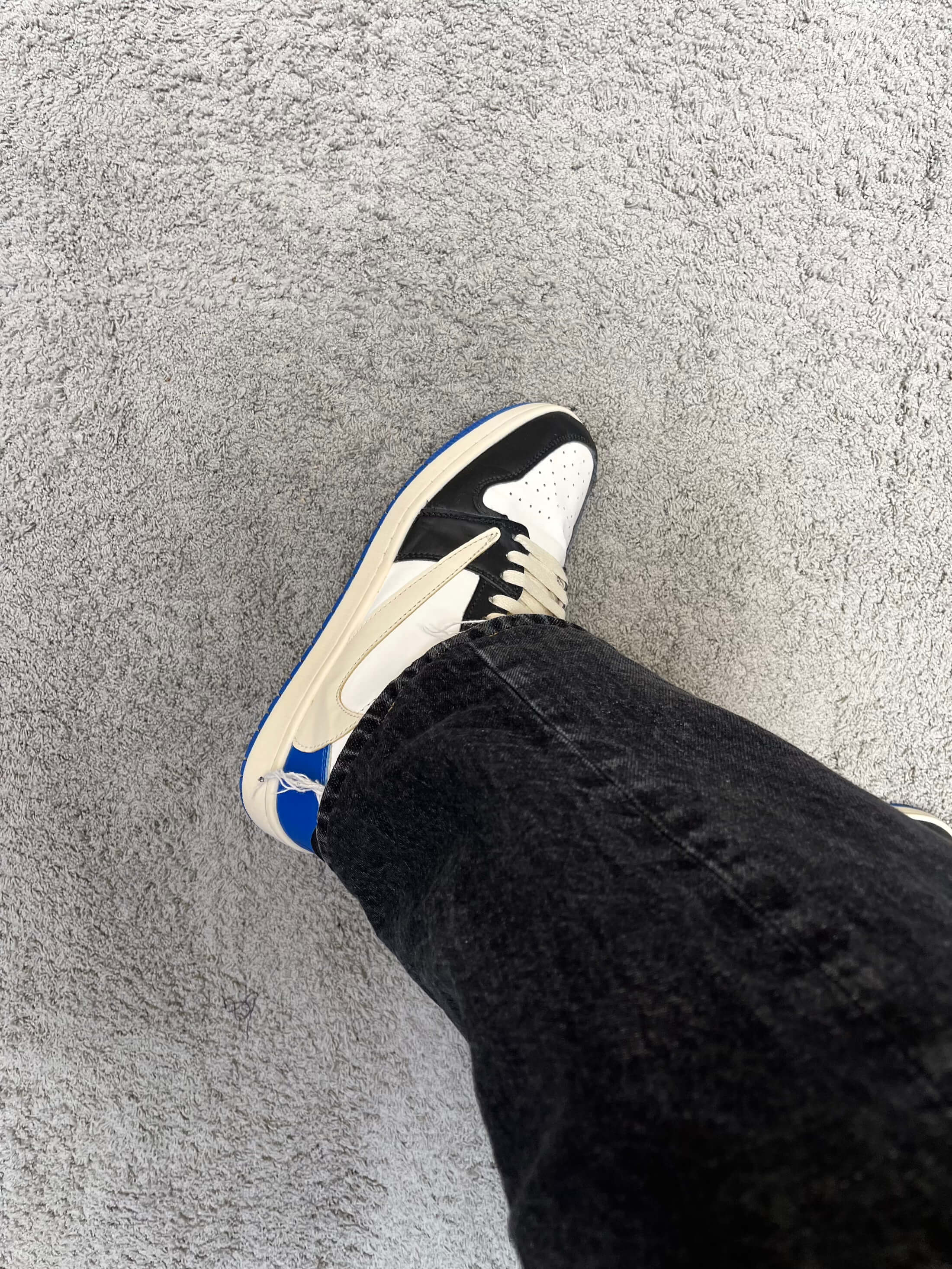 Air Jordan 1 Low Travis x Fragment (43)