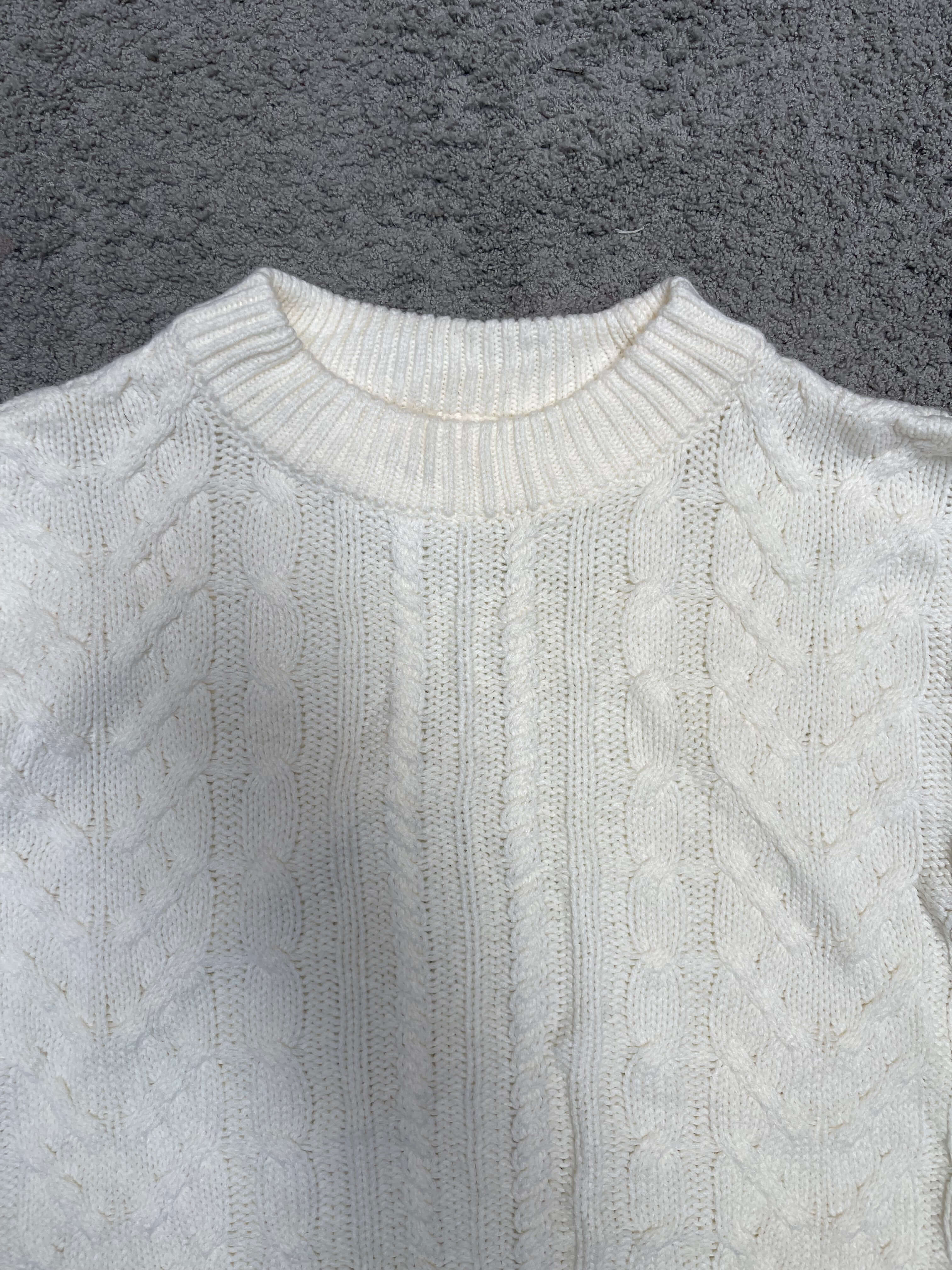 Cream Basic Knitted Sweater (L)