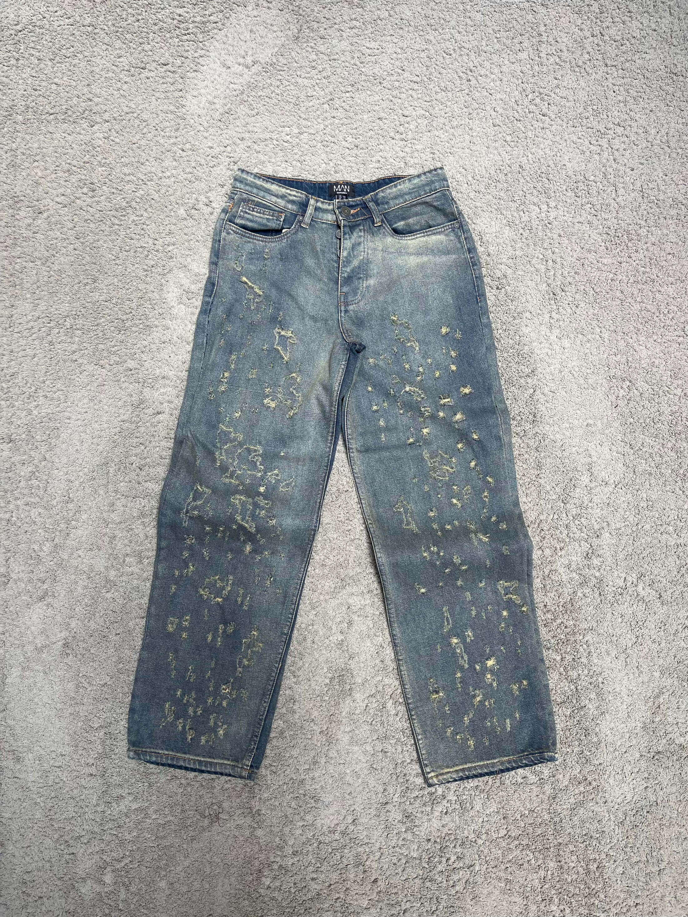 Boohoo - Distressed Blue Denim (28")