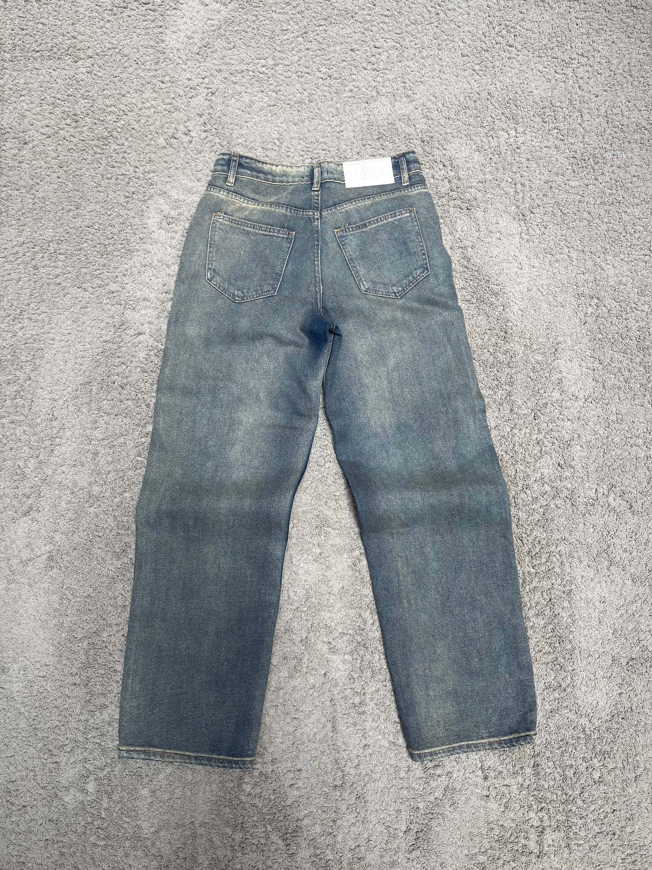 Boohoo - Distressed Blue Denim (28")