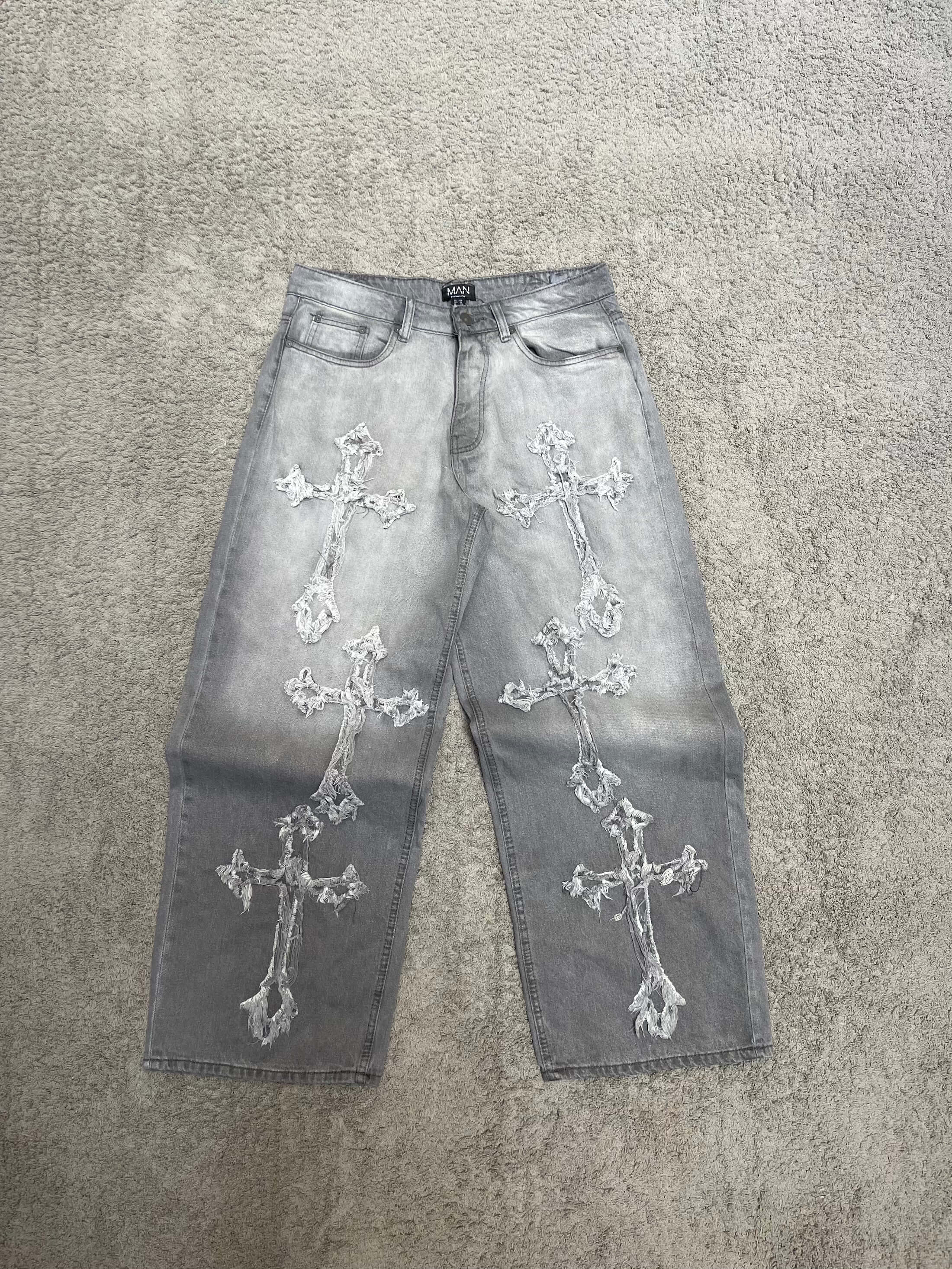 Boohoo Distressed Cross Baggy Jeans (32")