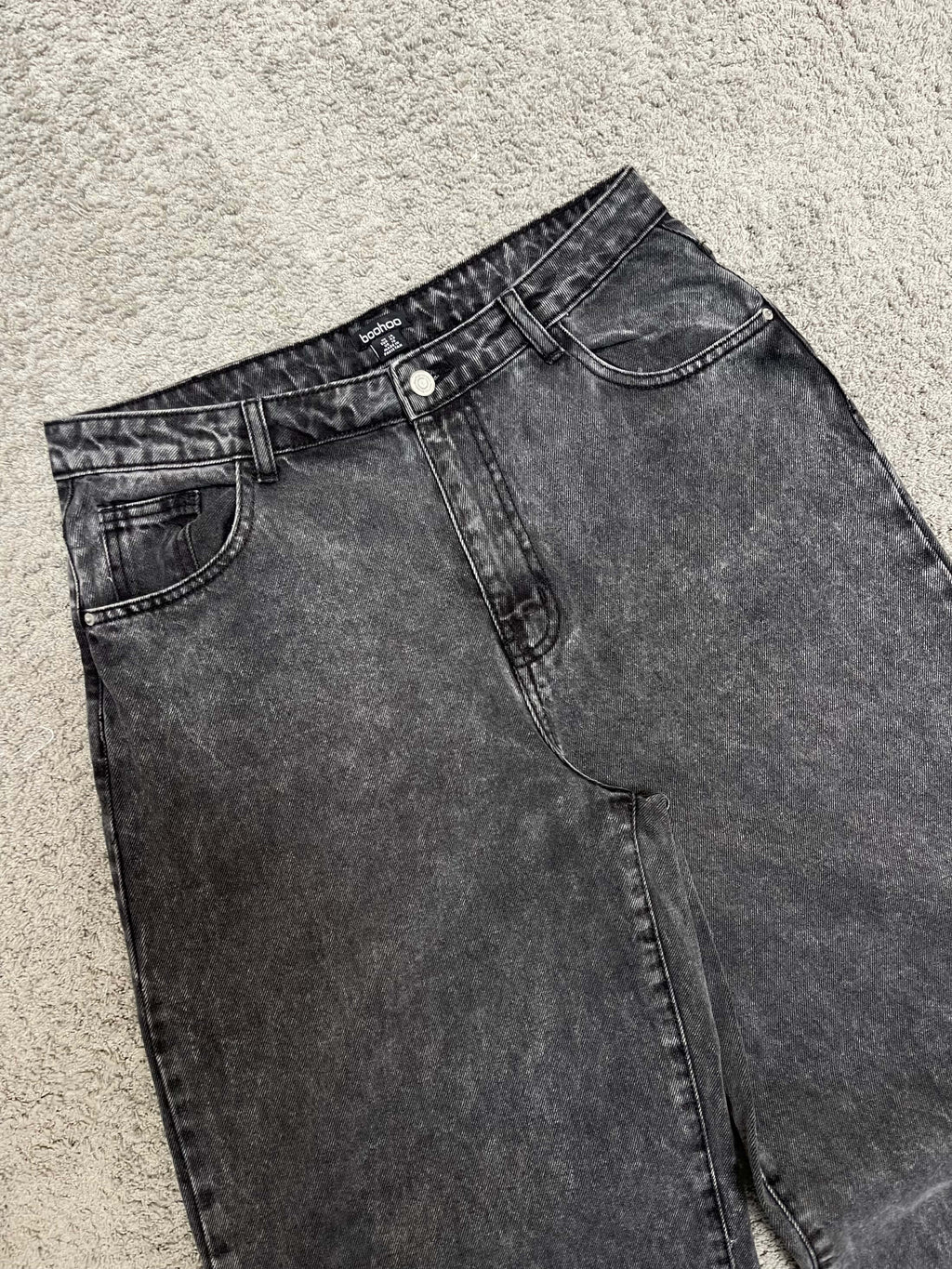 Boohoo Gray Baggy Jeans (32")