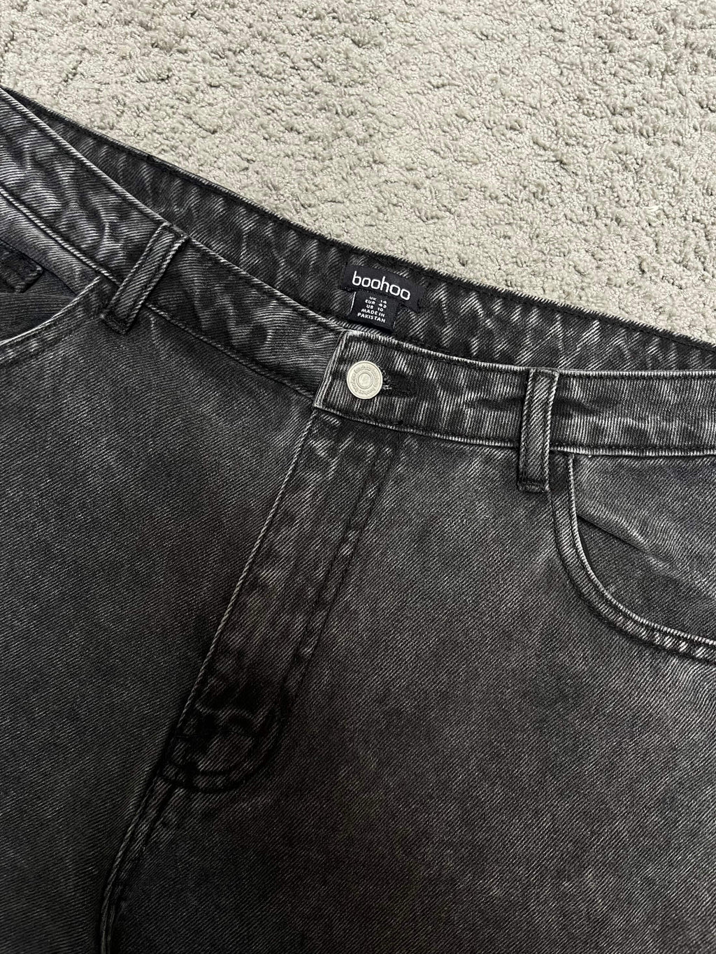 Boohoo Gray Baggy Jeans (32")