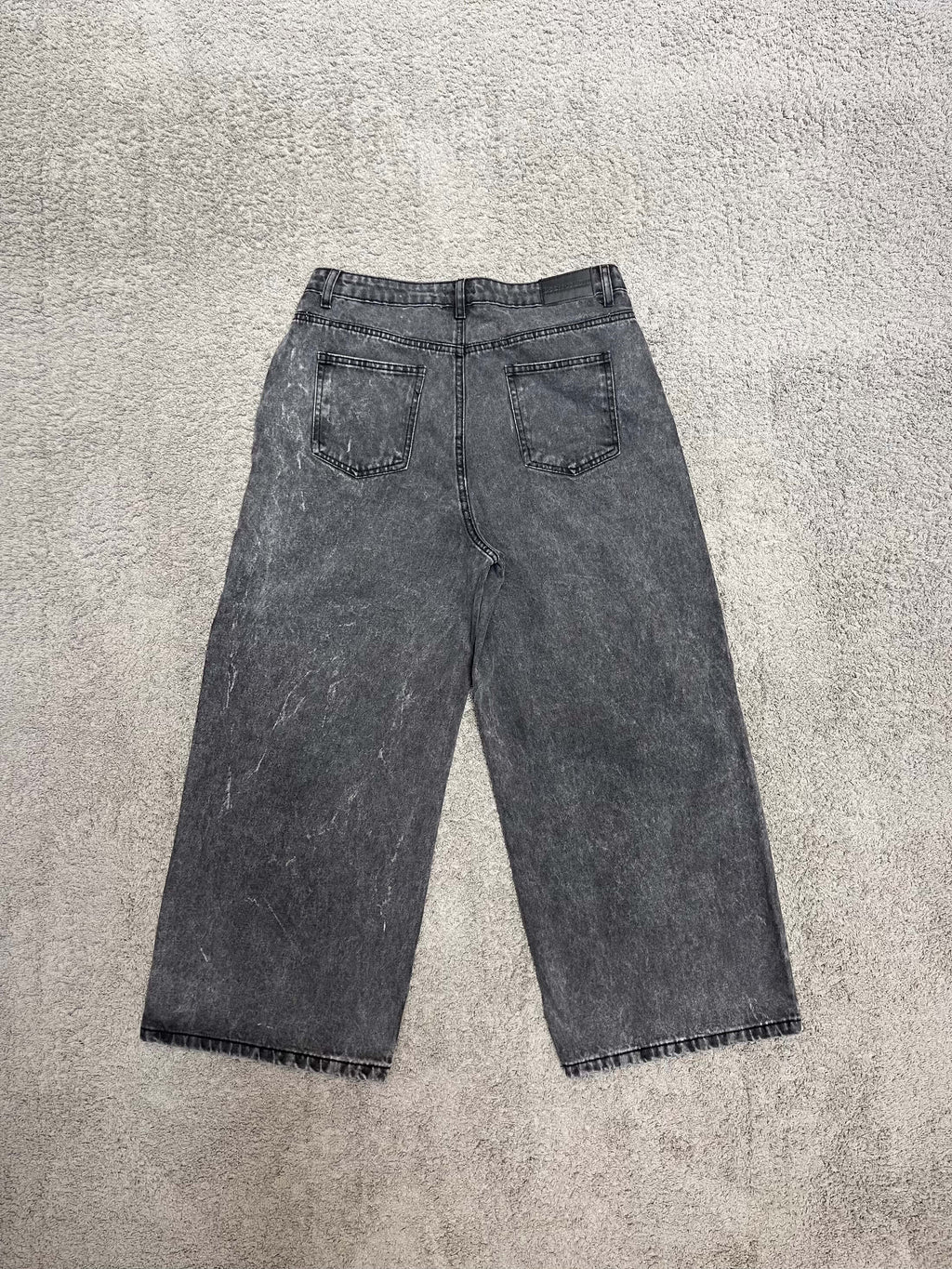 Boohoo Gray Baggy Jeans (32")