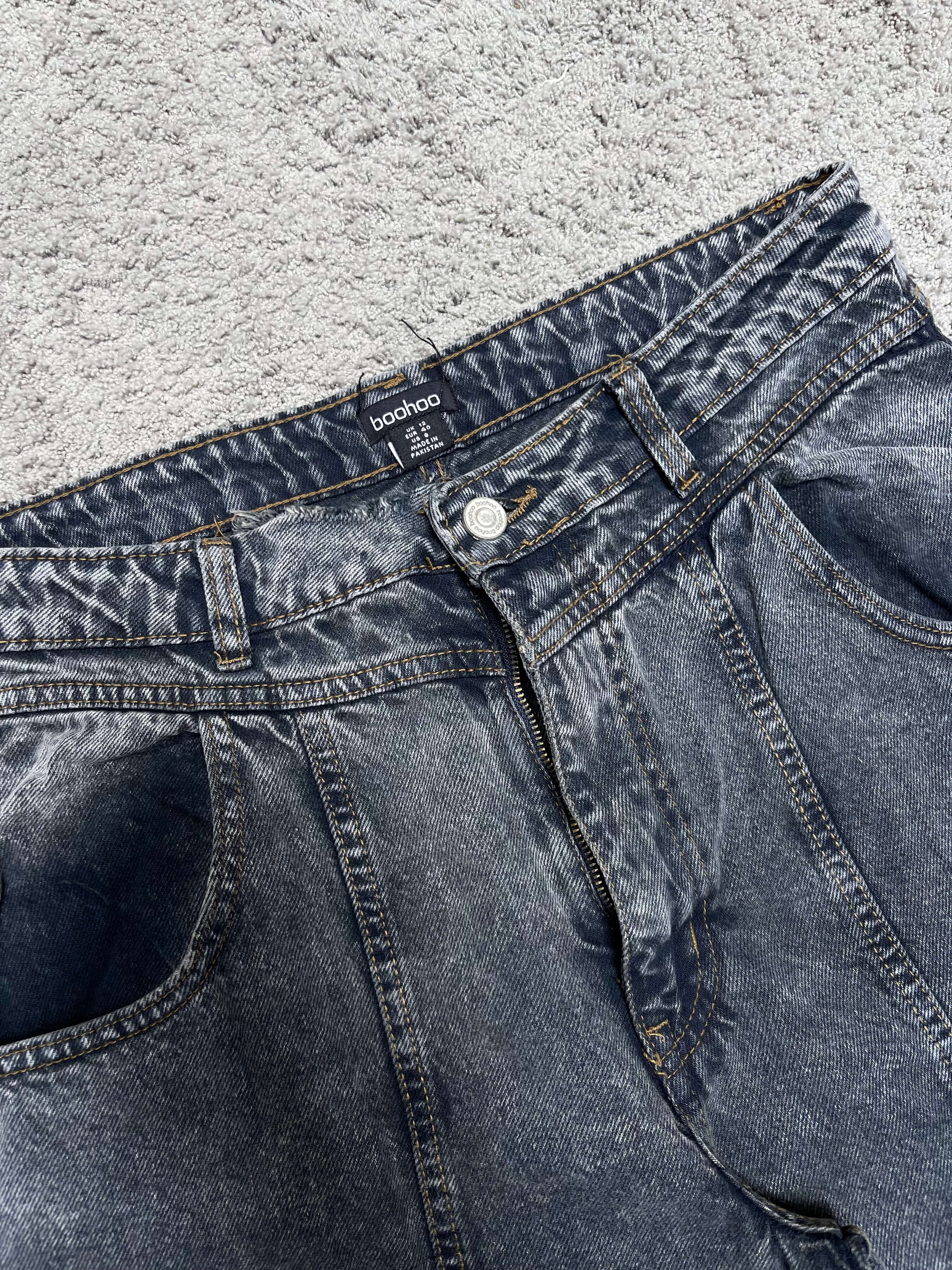 Boohoo Insane Baggy Jeans (30-32")