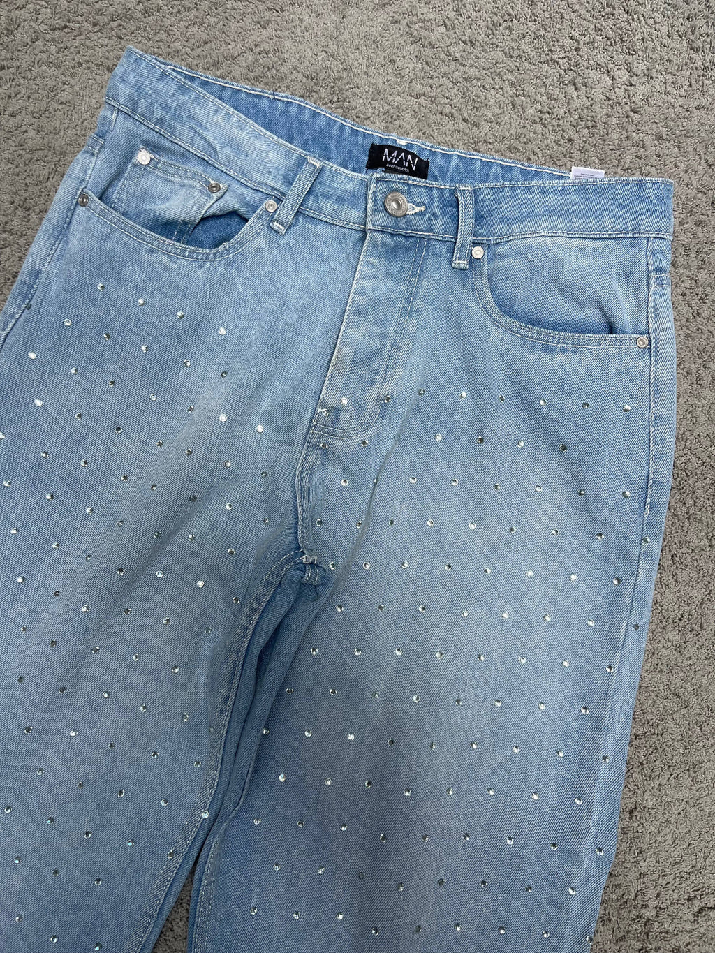 Boohoo - Rhinestone Blue Jeans (32")