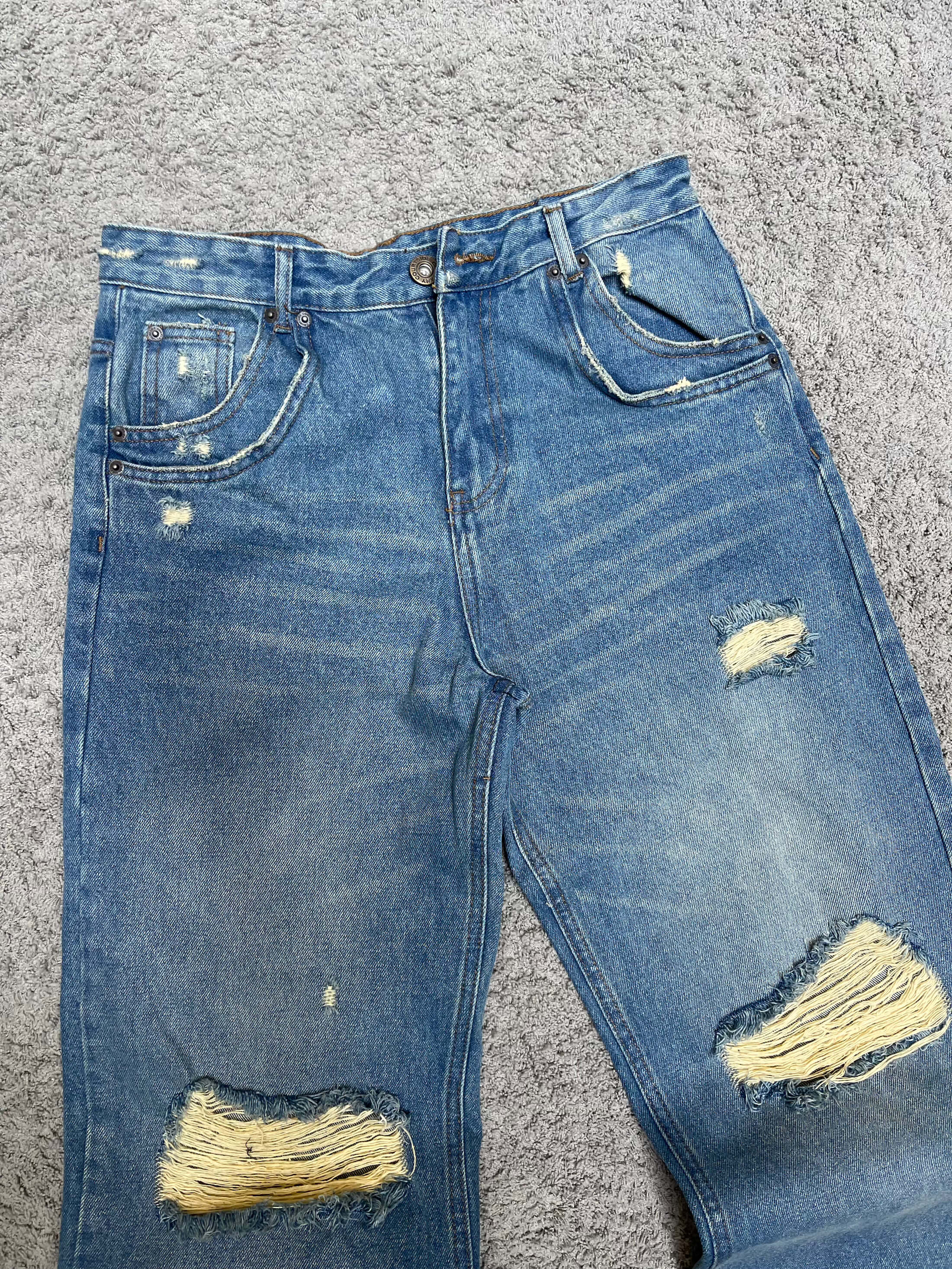Courtside - Distressed Blue Denim (30")