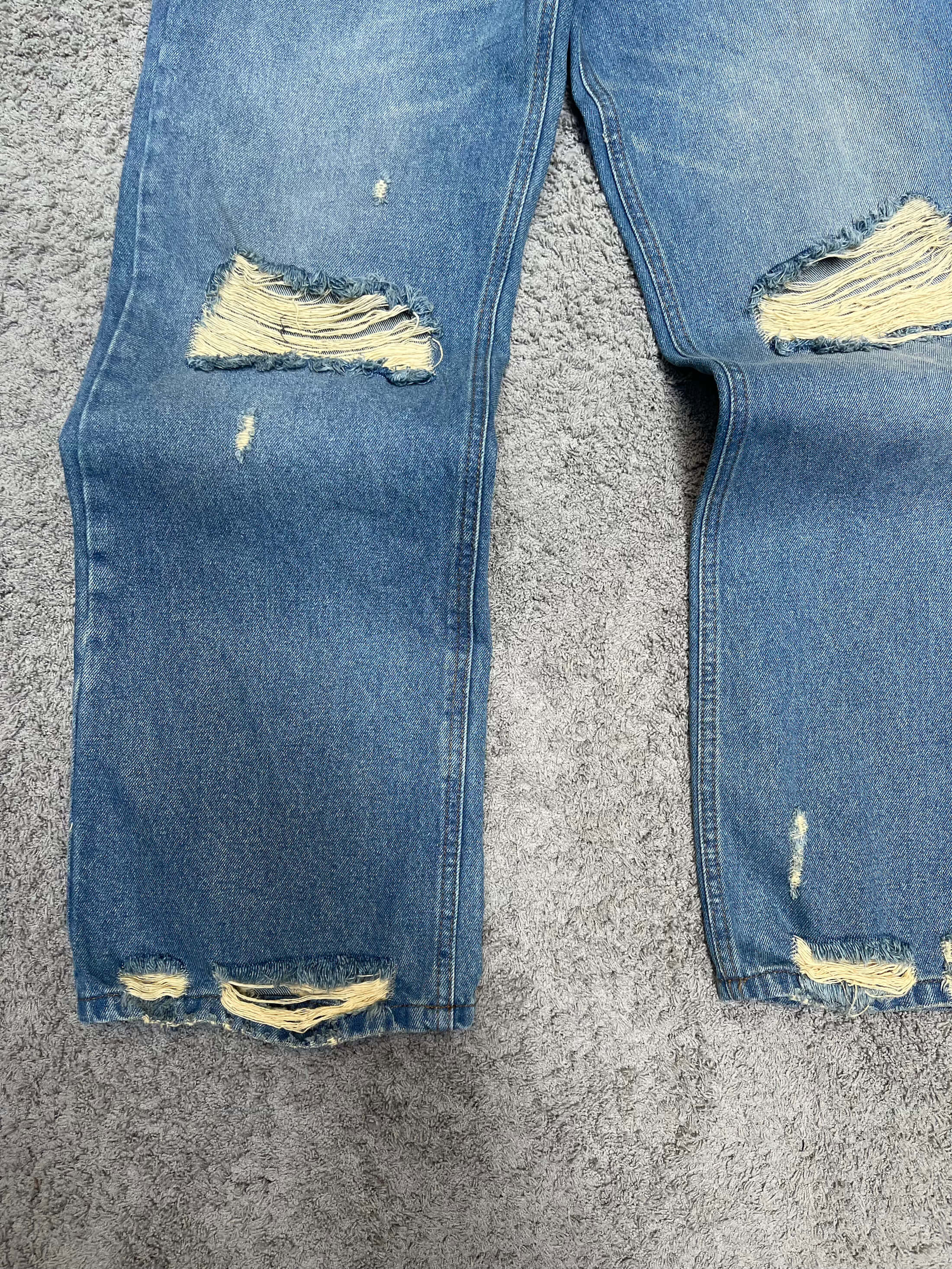 Courtside - Distressed Blue Denim (30")