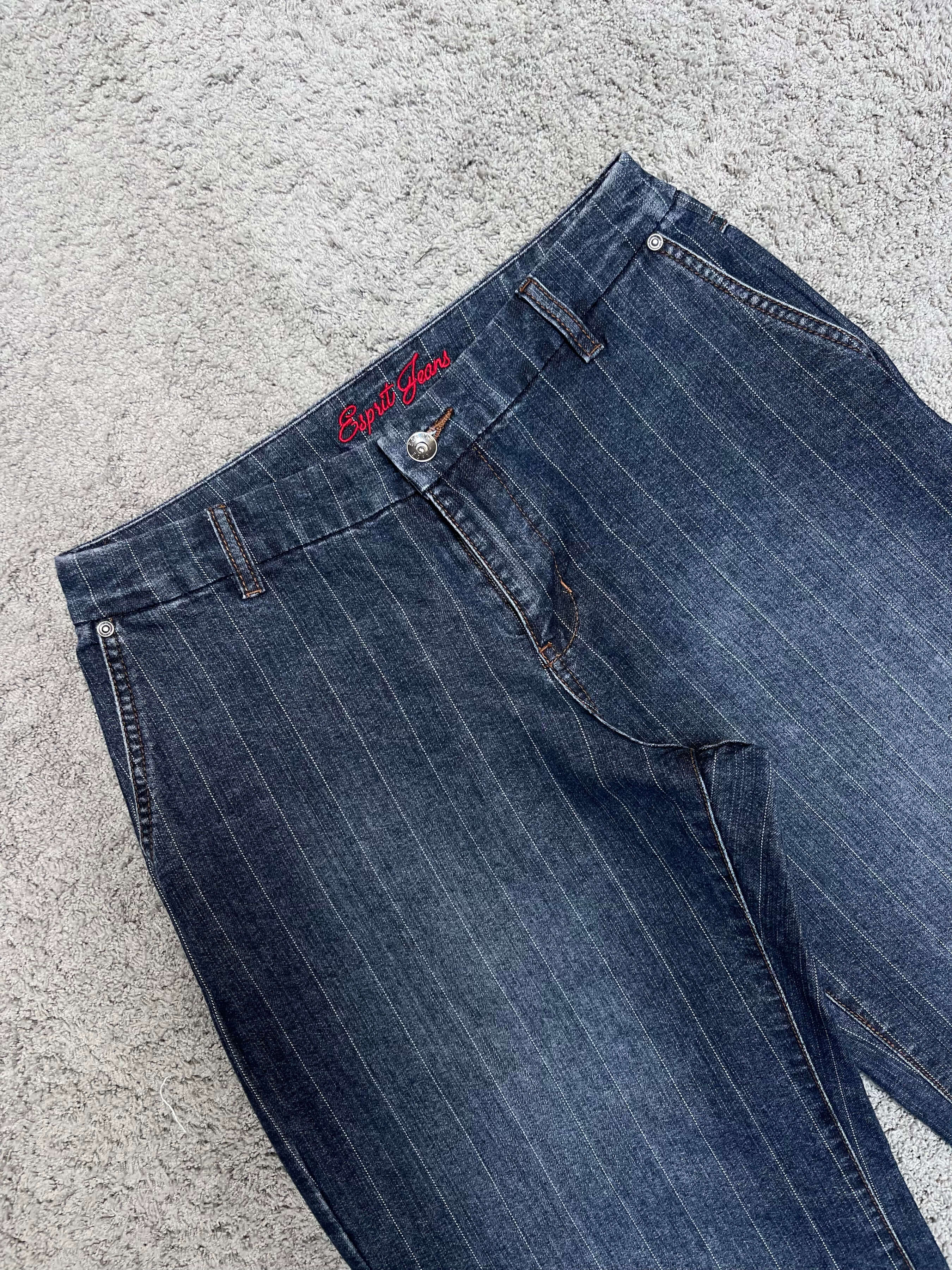Esprit Textured Jeans Flared (30-32")