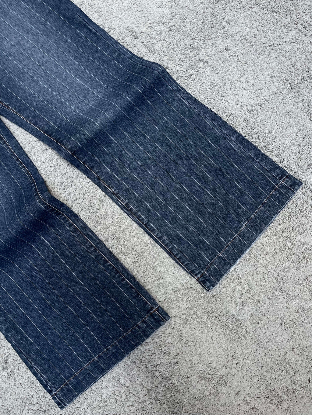 Esprit Textured Jeans Flared (30-32")