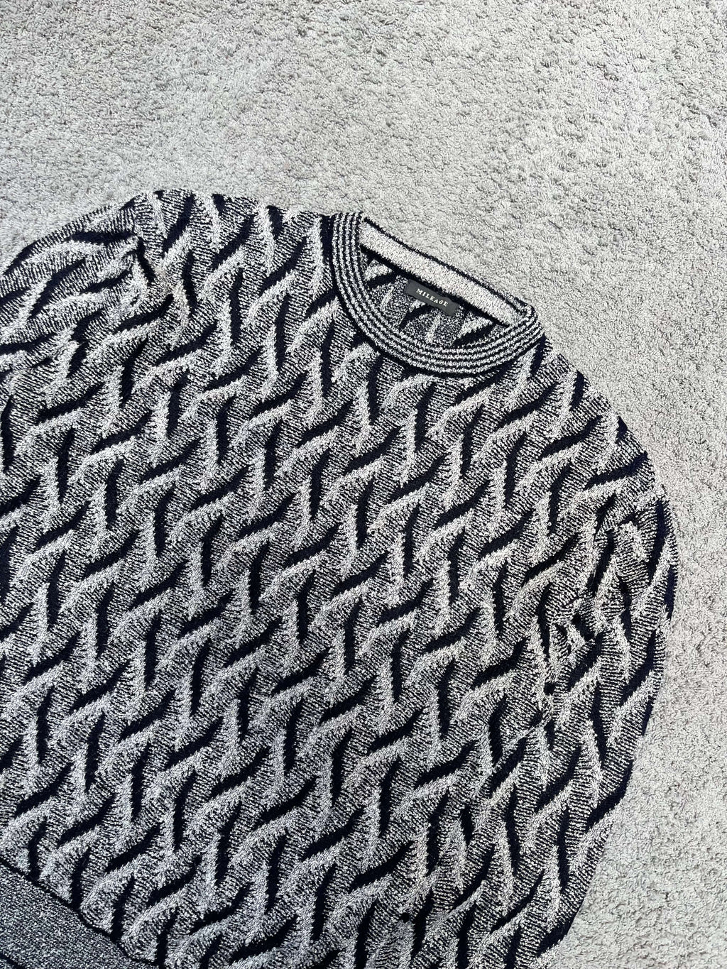 Mileage - Textured Sweater (M/L)