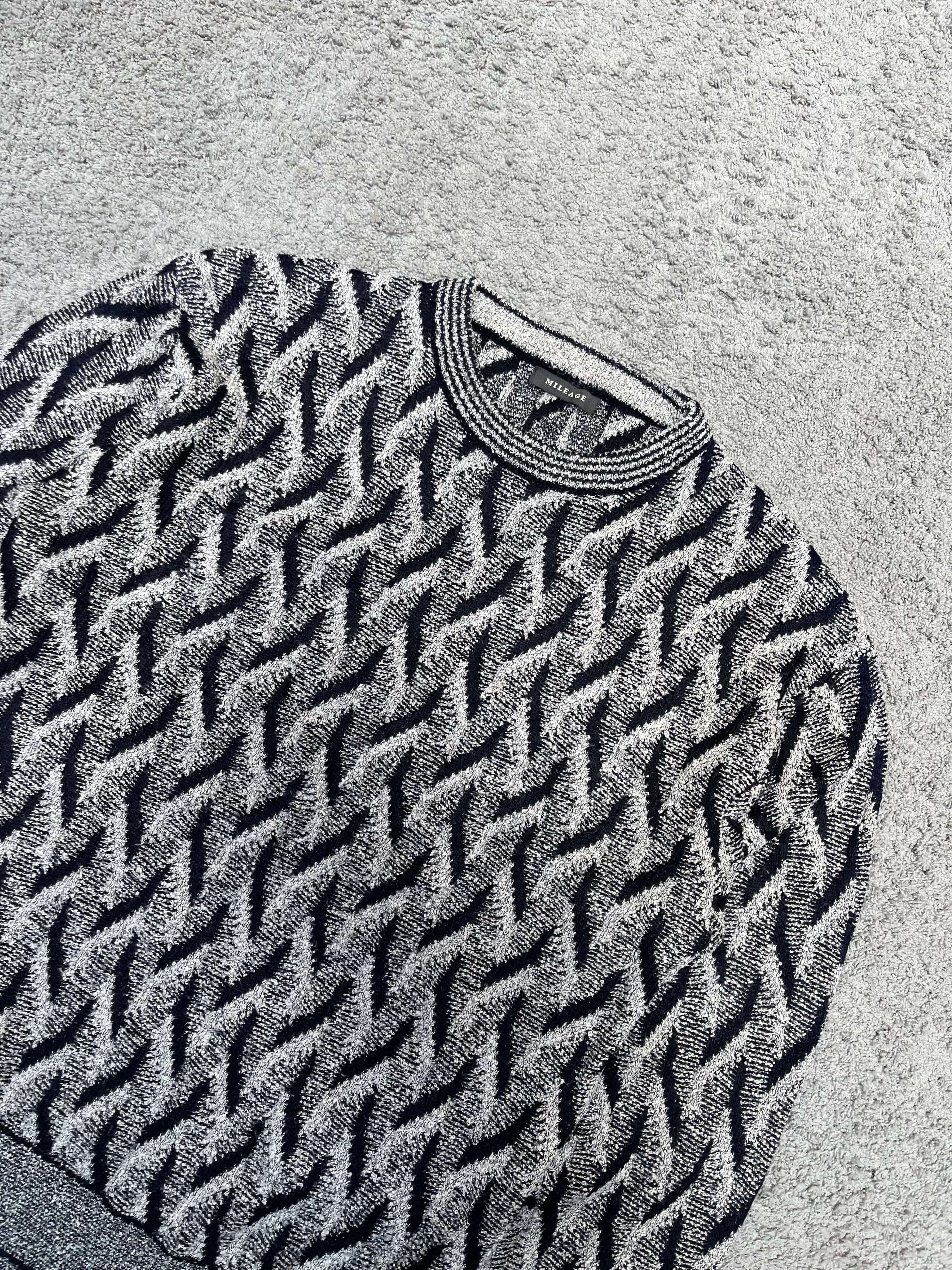 Mileage - Textured Sweater (M/L)