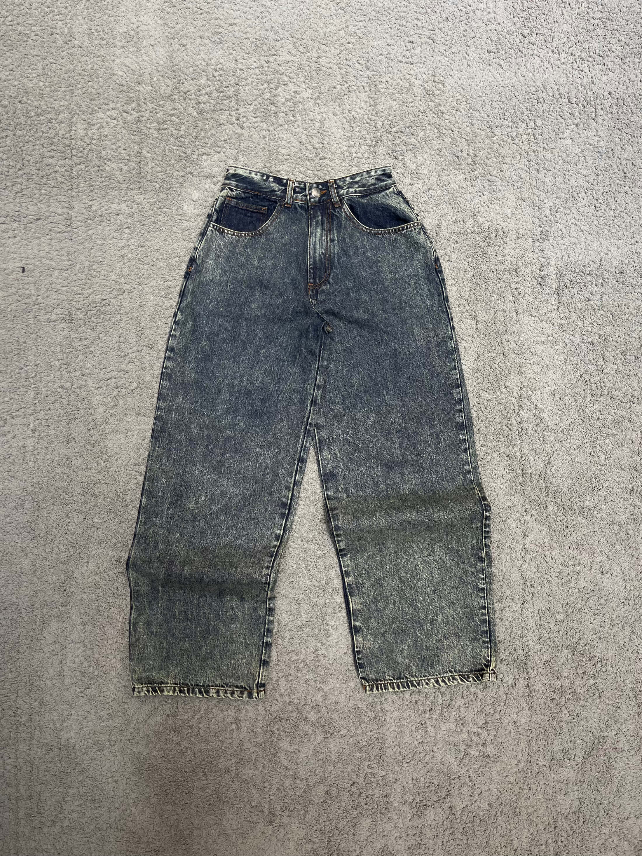 Pretty Little Thing Baggy Jeans (26")
