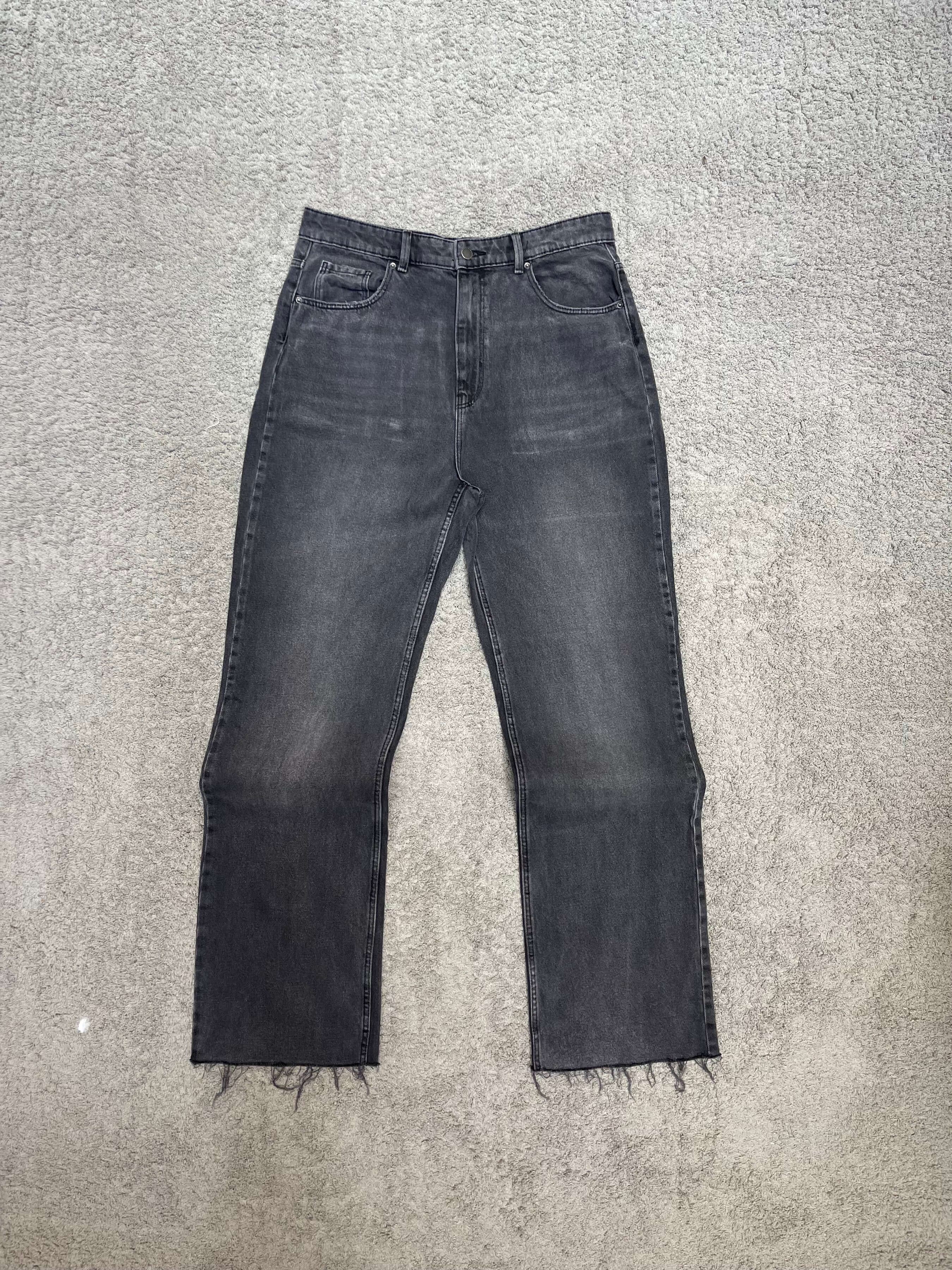 Sinsay Relaxed Fit Jeans (32″)