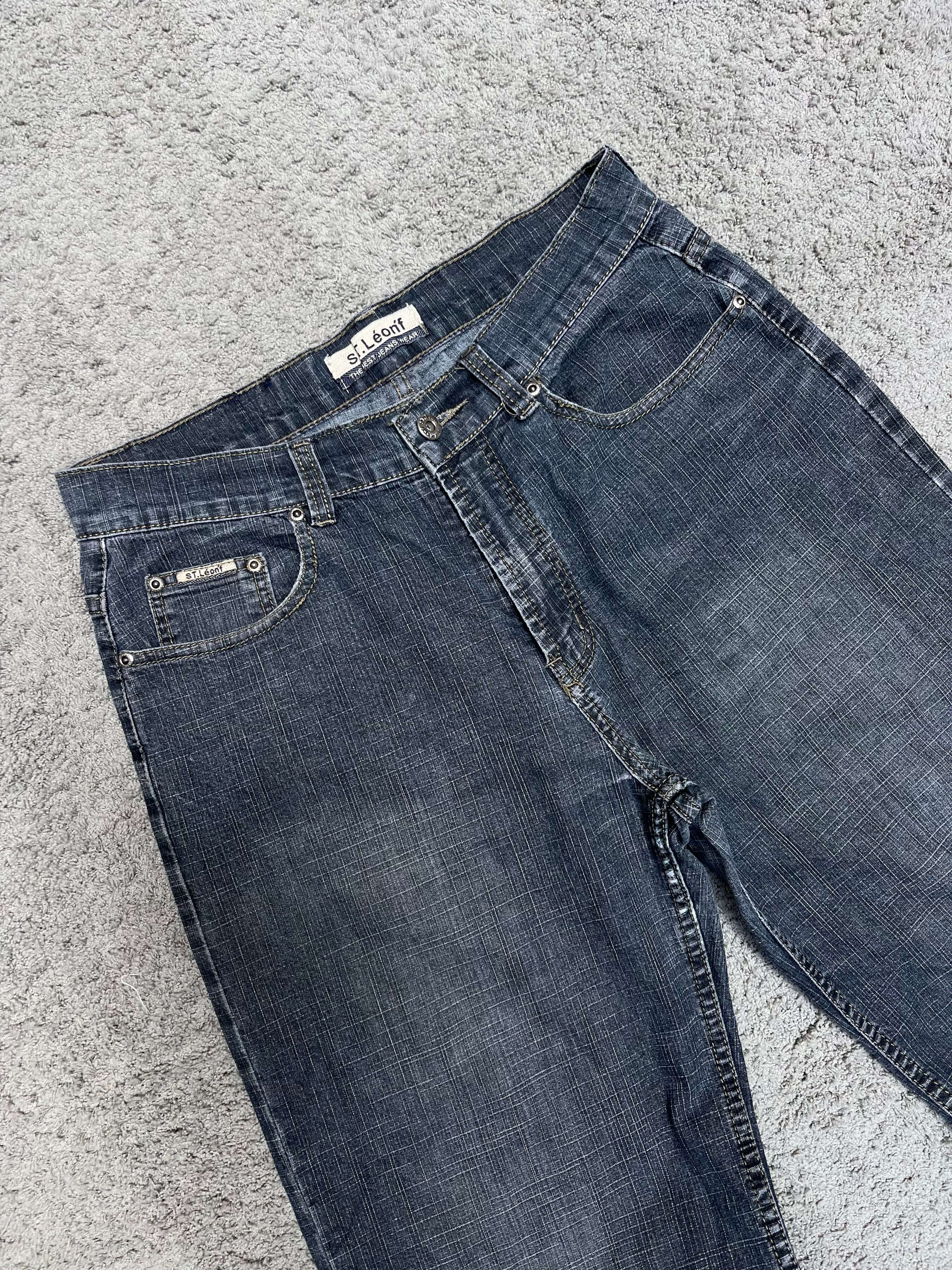 ST. Leonf Blue Washed Jeans (32")