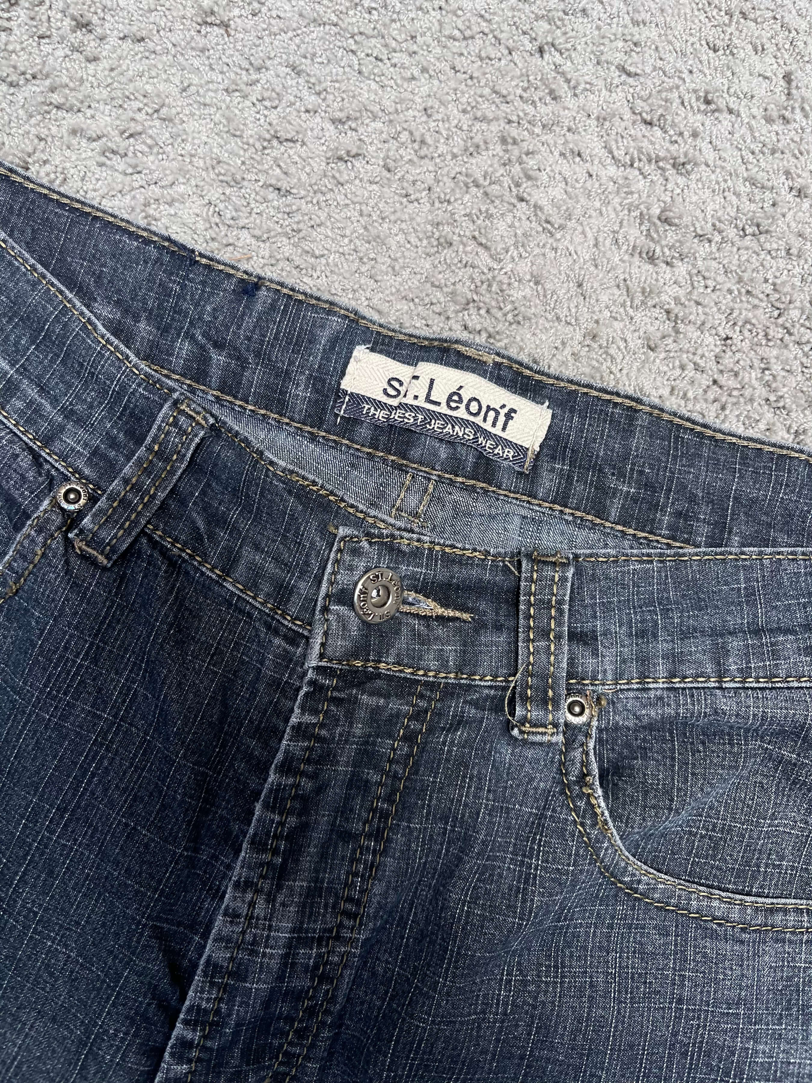 ST. Leonf Blue Washed Jeans (32")